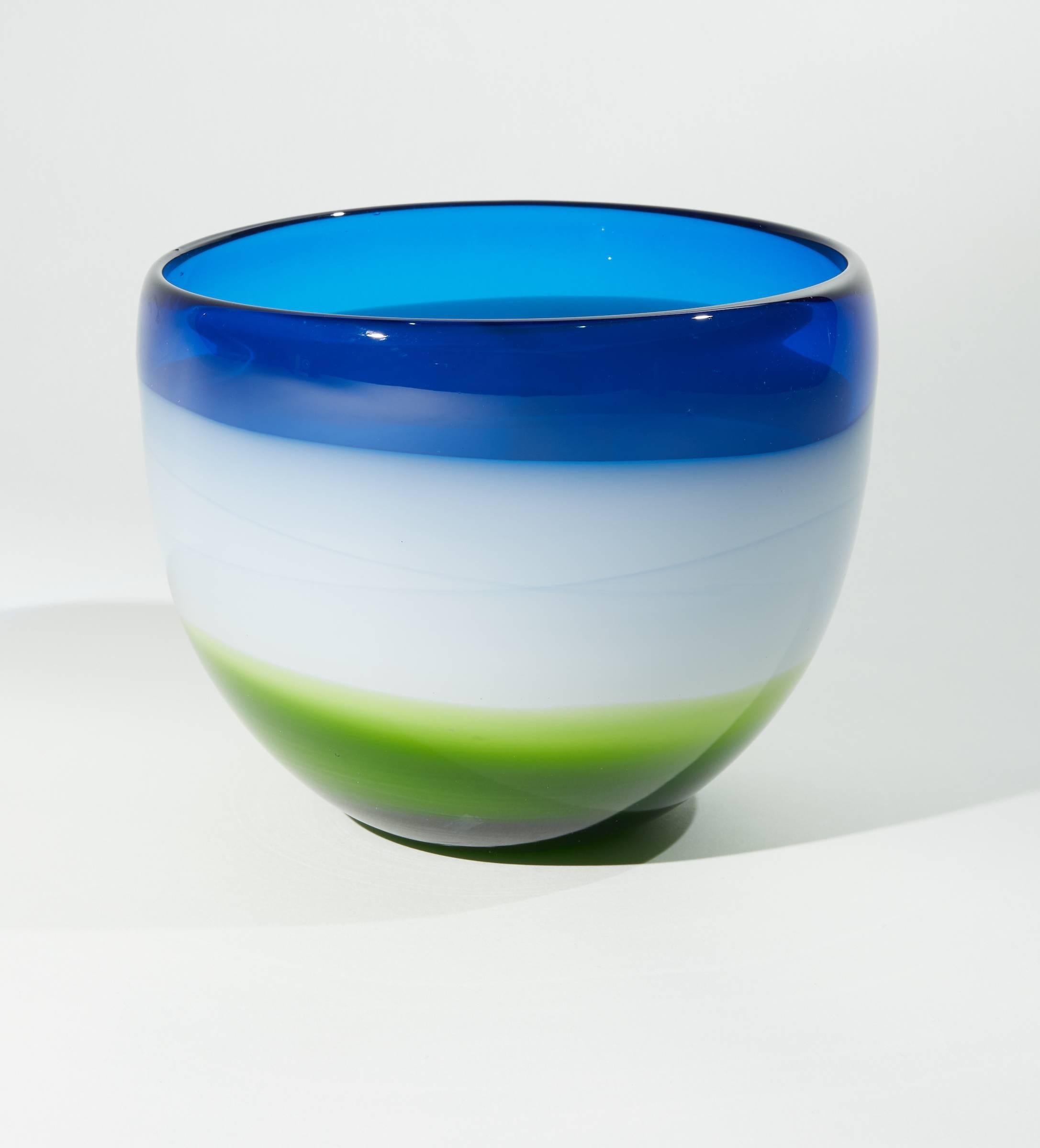 italien Vieux bol en verre de Murano bleu, blanc et vert en vente