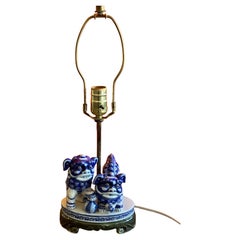 Vintage Blue & White Porcelain Foo Dogs Table Lamp