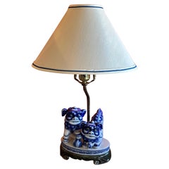Vintage Blue & White Porcelain Foo Dogs Table Lamp