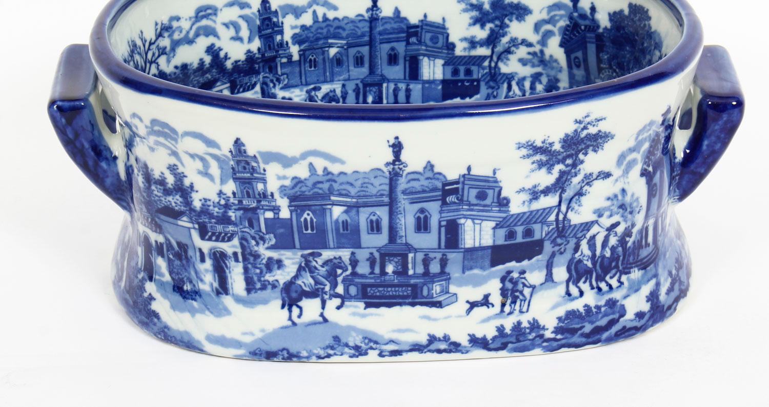 Vintage Blue and White Porcelain Planter Jardinière, 20th Century 7