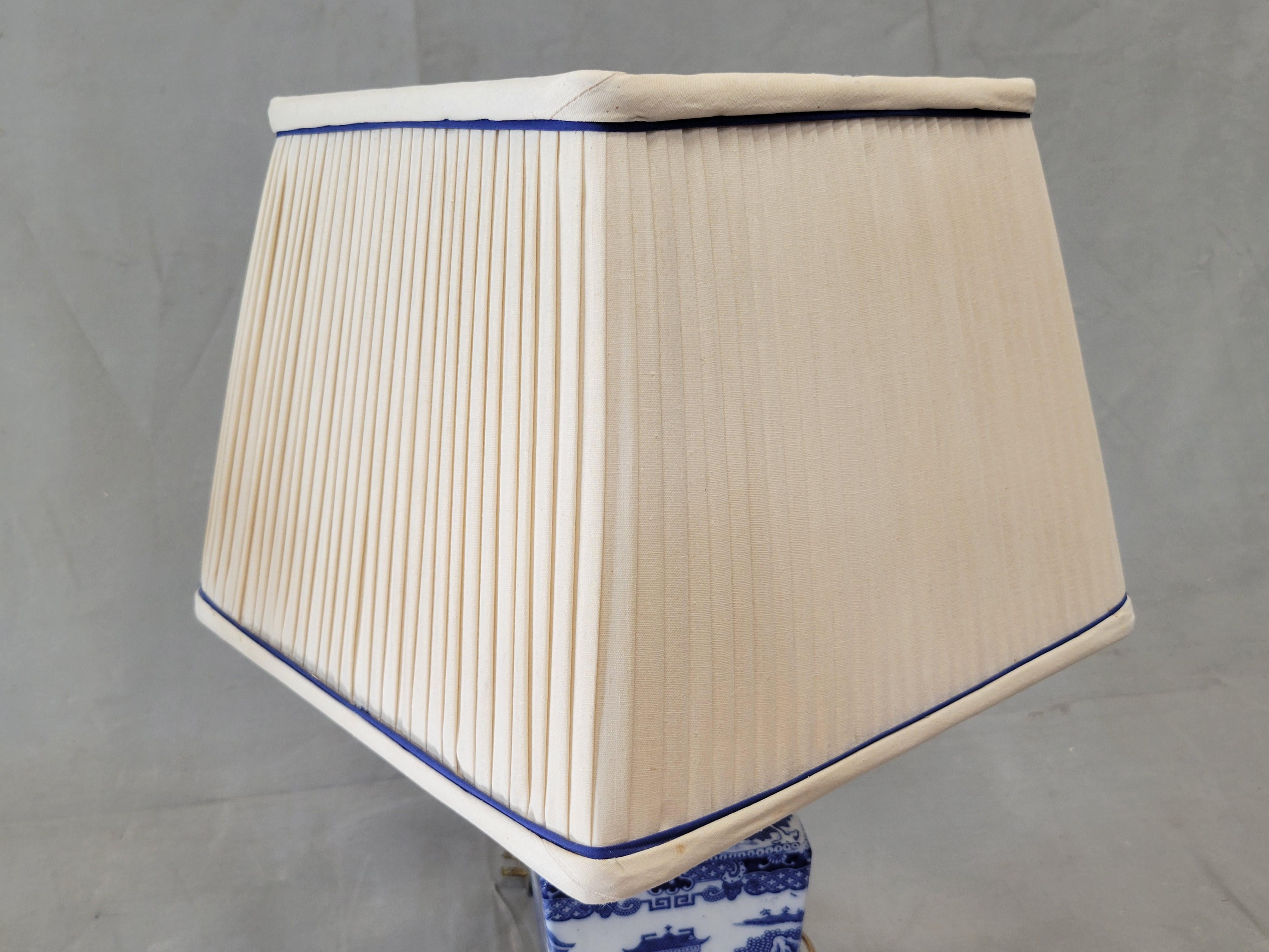 Vintage Blue Willow Lamps With Silk Lampshades - a Pair 7