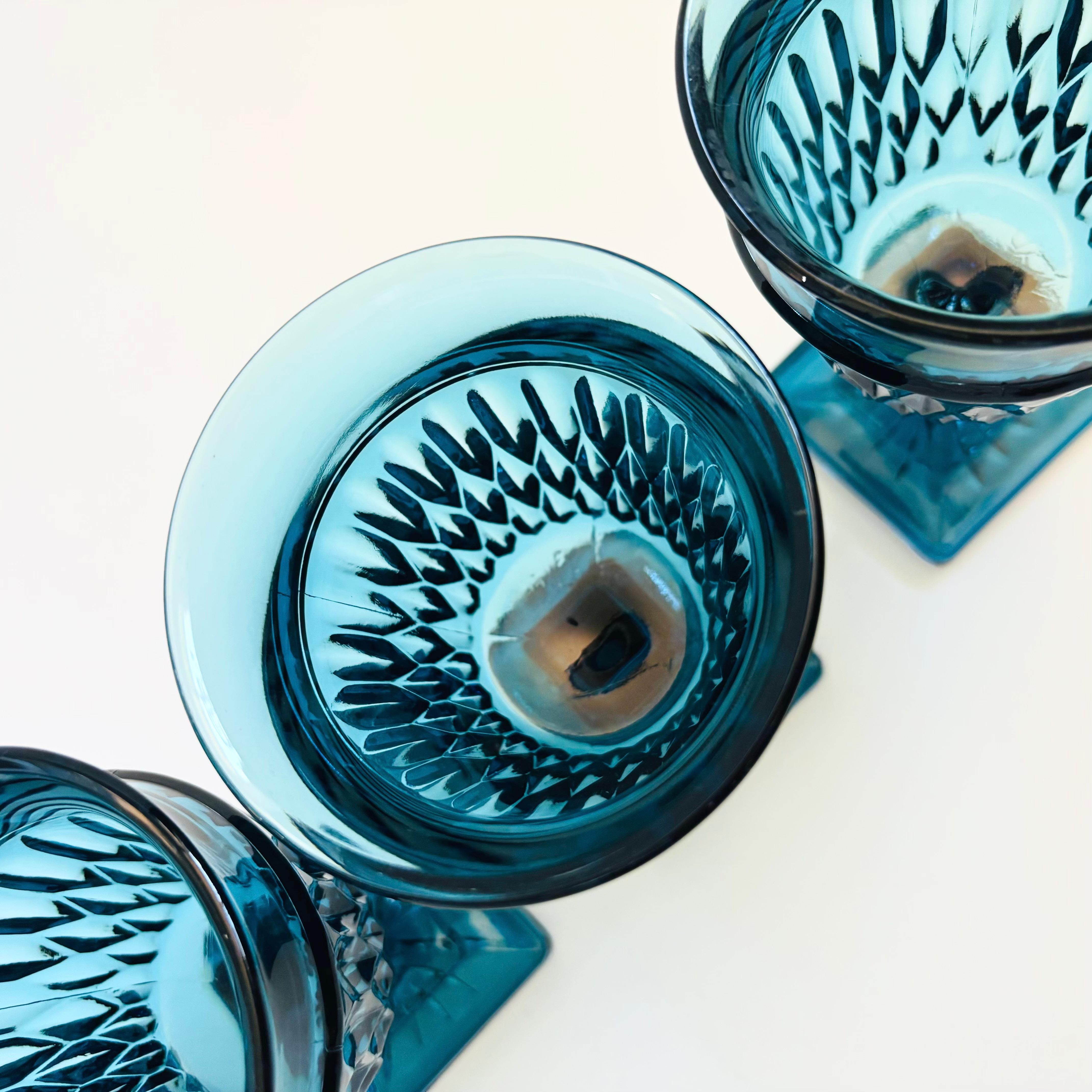 Blaue Vintage Weinkelche von Indiana Glass - 4er Set (20. Jahrhundert) im Angebot