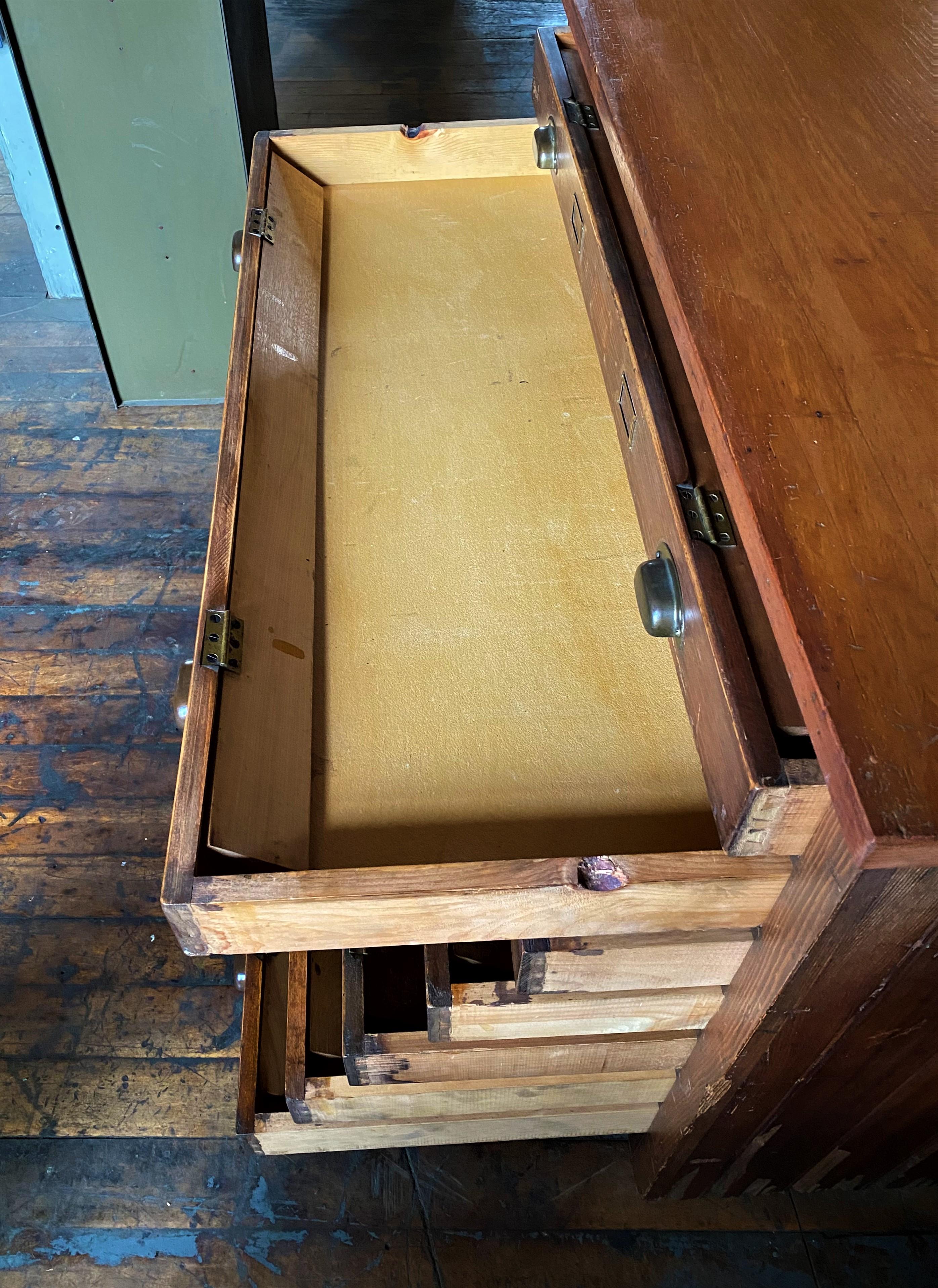 Vintage Blueprint / Flat File Cabinet In Good Condition In Oakville, CT