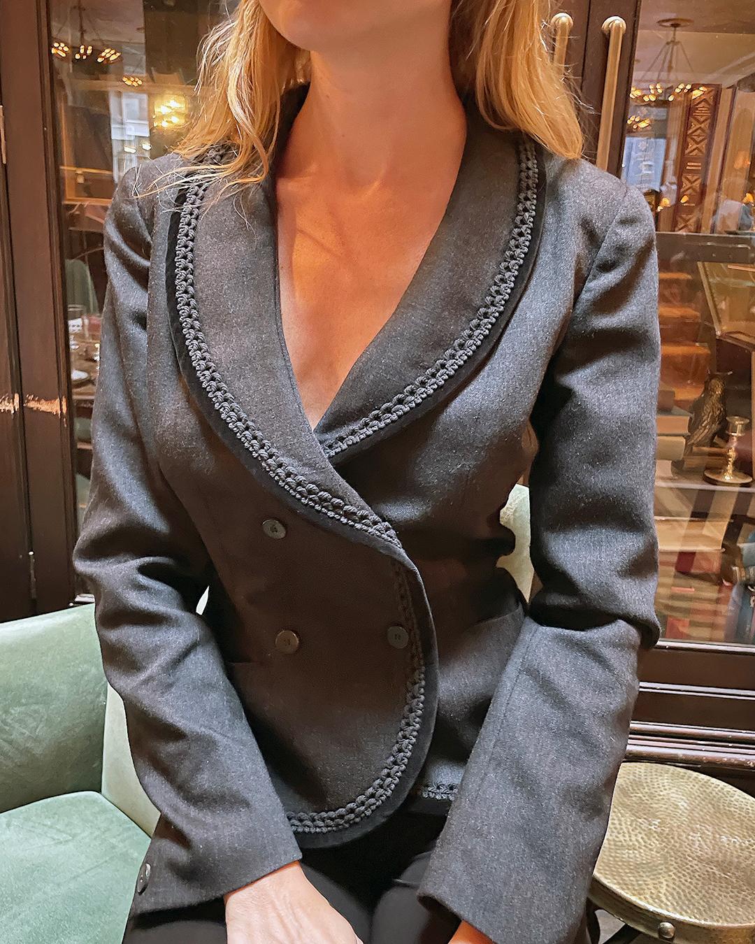 Vintage Blumarine Virgin Wool Blazer with Velvet Trim: This is actually one of my favorite blazers I've ever tried on— the fit is just perfection! It feels so feminine and sophisticated. It was made in Italy by Blumarine in the early 2000s. The