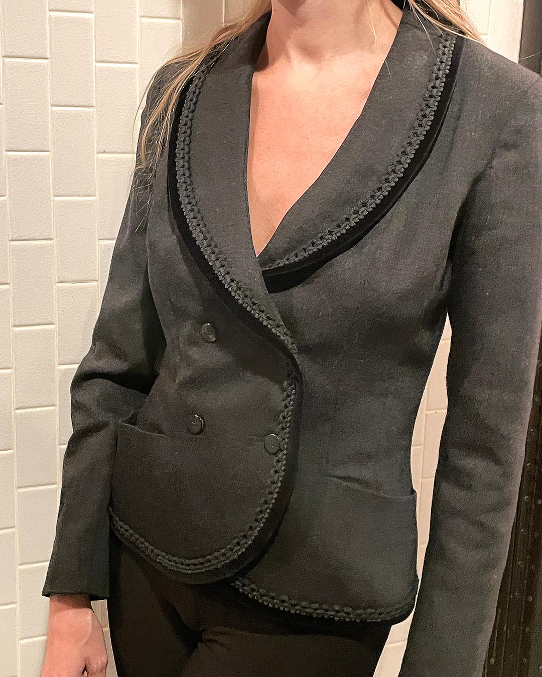 Blumarine Vintage Virgin Wool Blazer In Excellent Condition For Sale In New York, NY