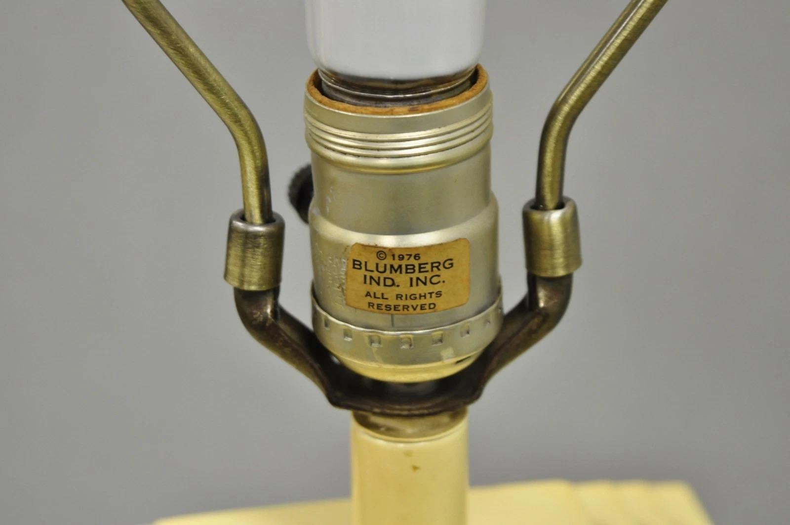 Vintage Blumberg Postmodern 1976 Mirrored Skyscraper Bone Lacquered Table Lamp For Sale 4