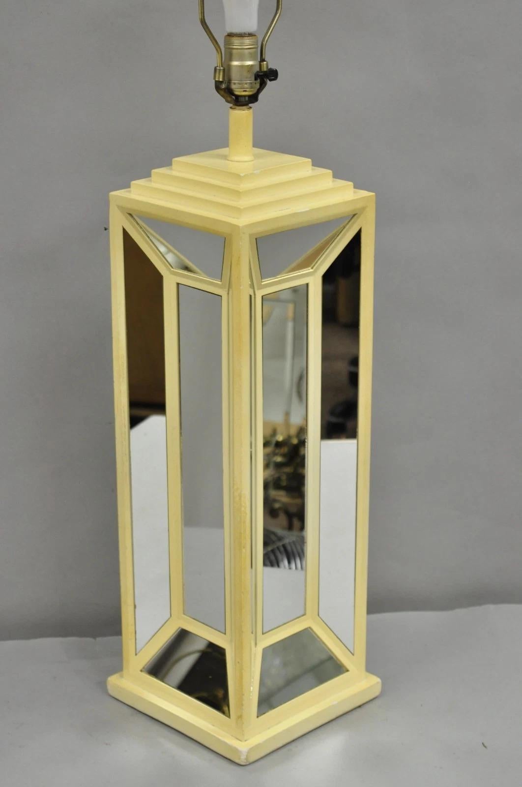 Vintage Blumberg Postmodern 1976 Mirrored Skyscraper Bone Lacquered Table Lamp In Good Condition For Sale In Philadelphia, PA