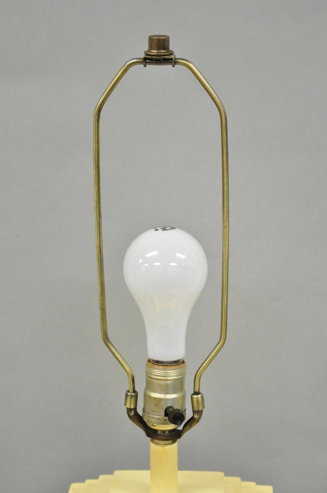 Vintage Blumberg Postmodern 1976 Mirrored Skyscraper Bone Lacquered Table Lamp For Sale 2