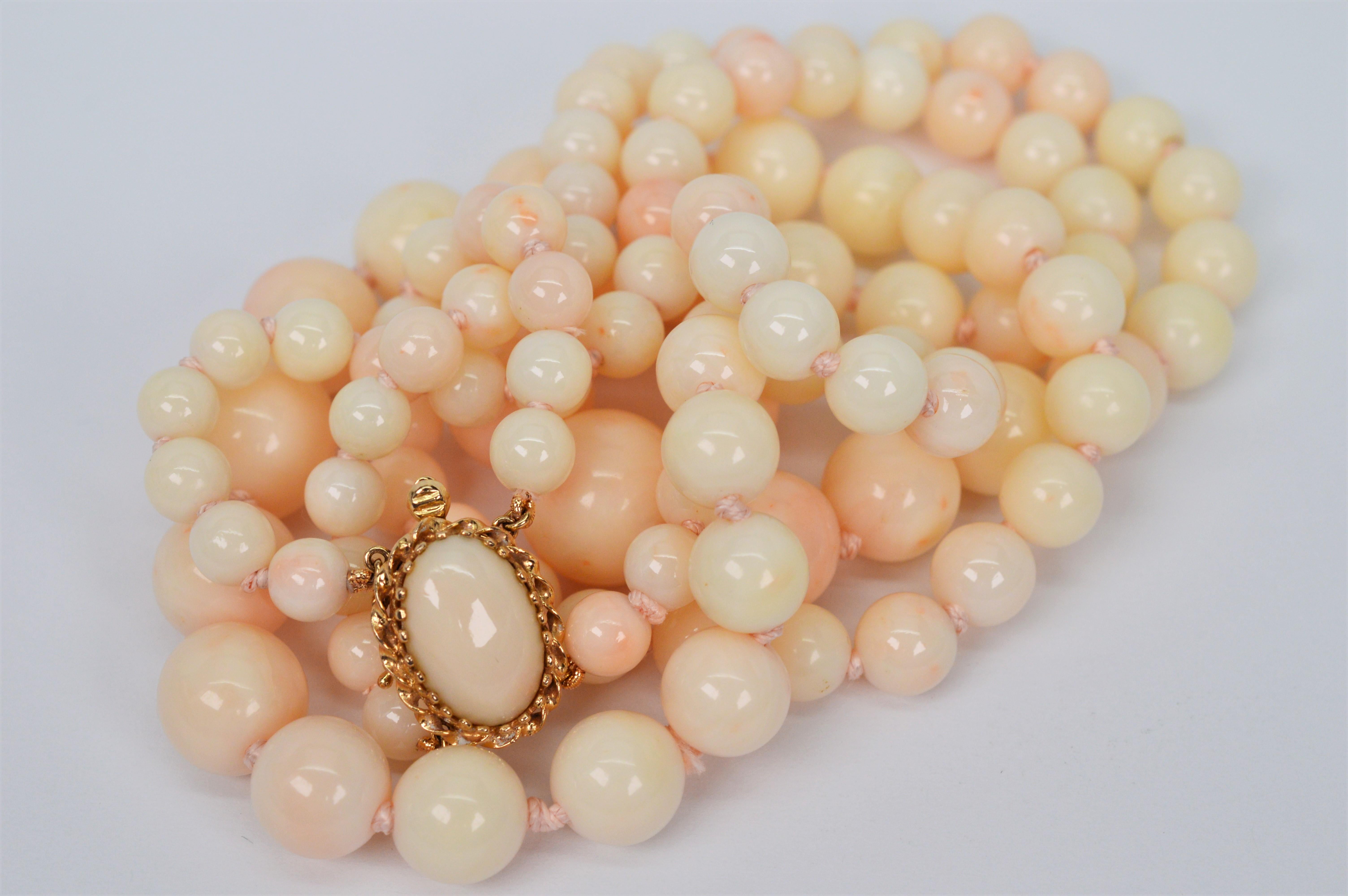 Vintage Blush Coral Bead Double Strand Necklace w 14 Karat Gold Clasp For Sale 4