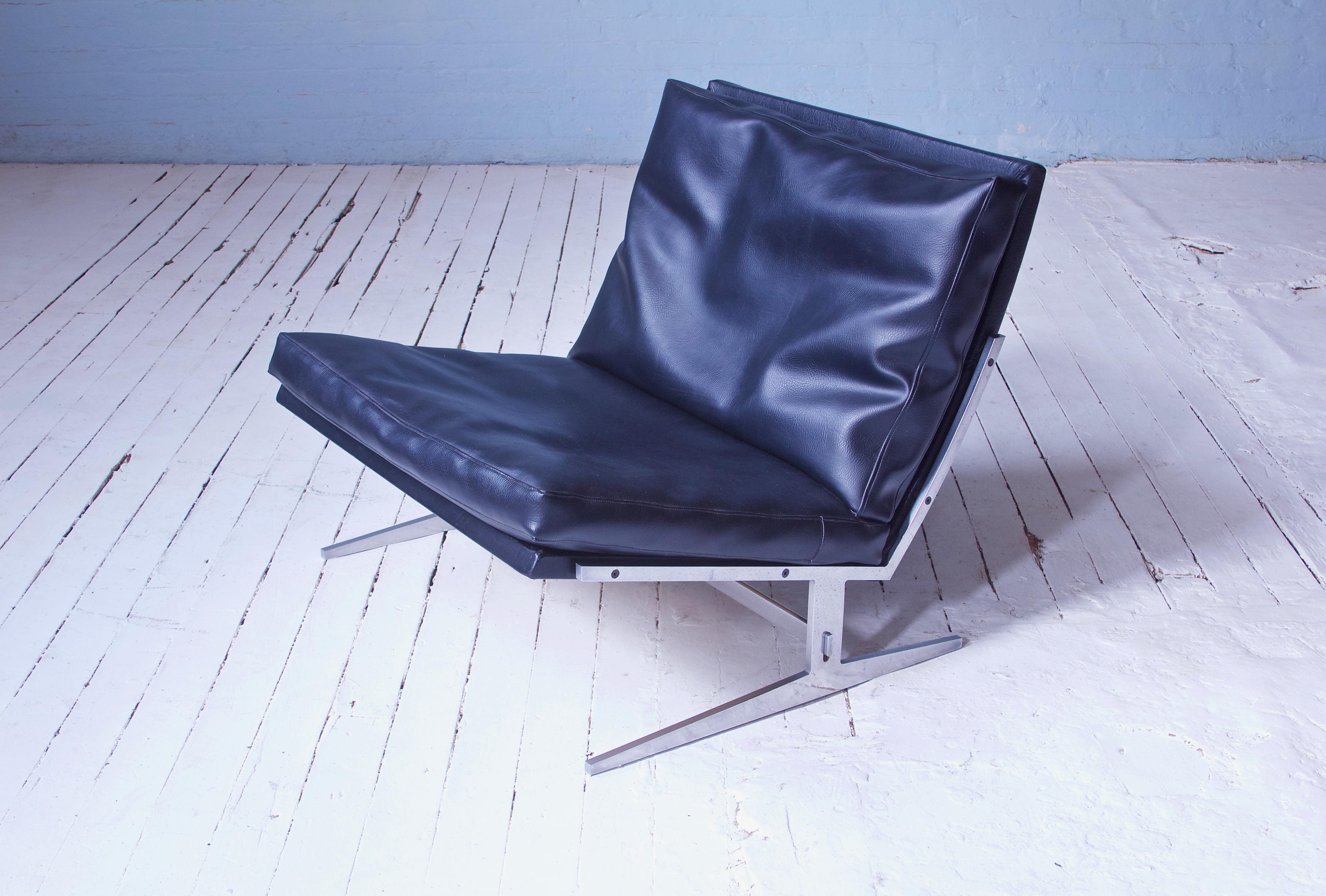 Vintage Bo-561 Easy Chair by Jørgen Kastholm & Preben Fabricius, Denmark, 1963 In Good Condition In Brooklyn, NY