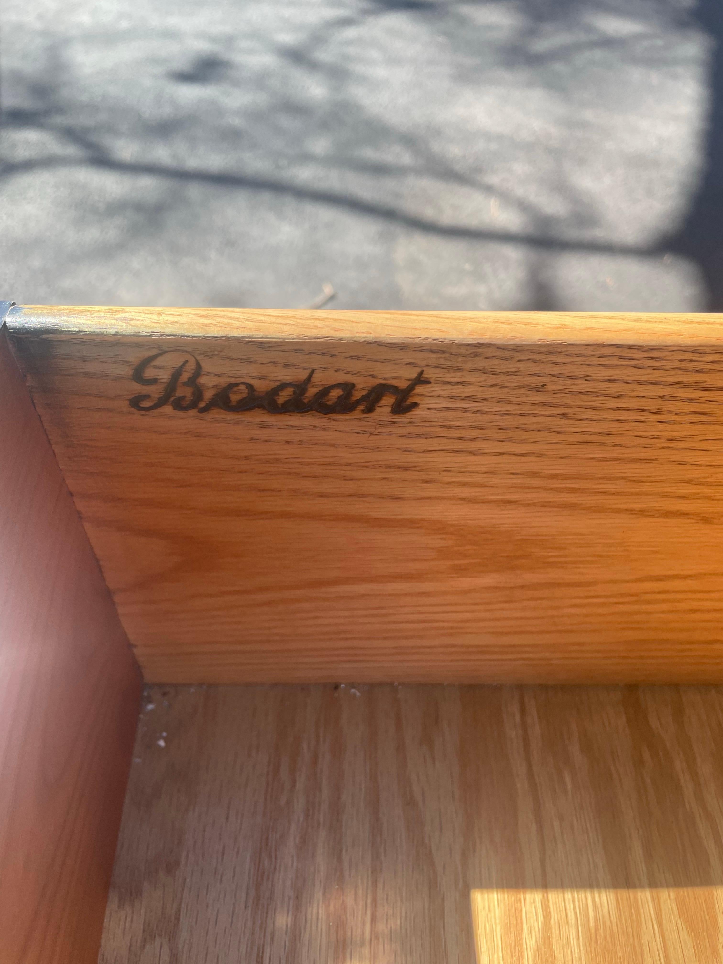 Baúl vintage Bodart lacado en negro en Bueno estado para la venta en Winnetka, IL