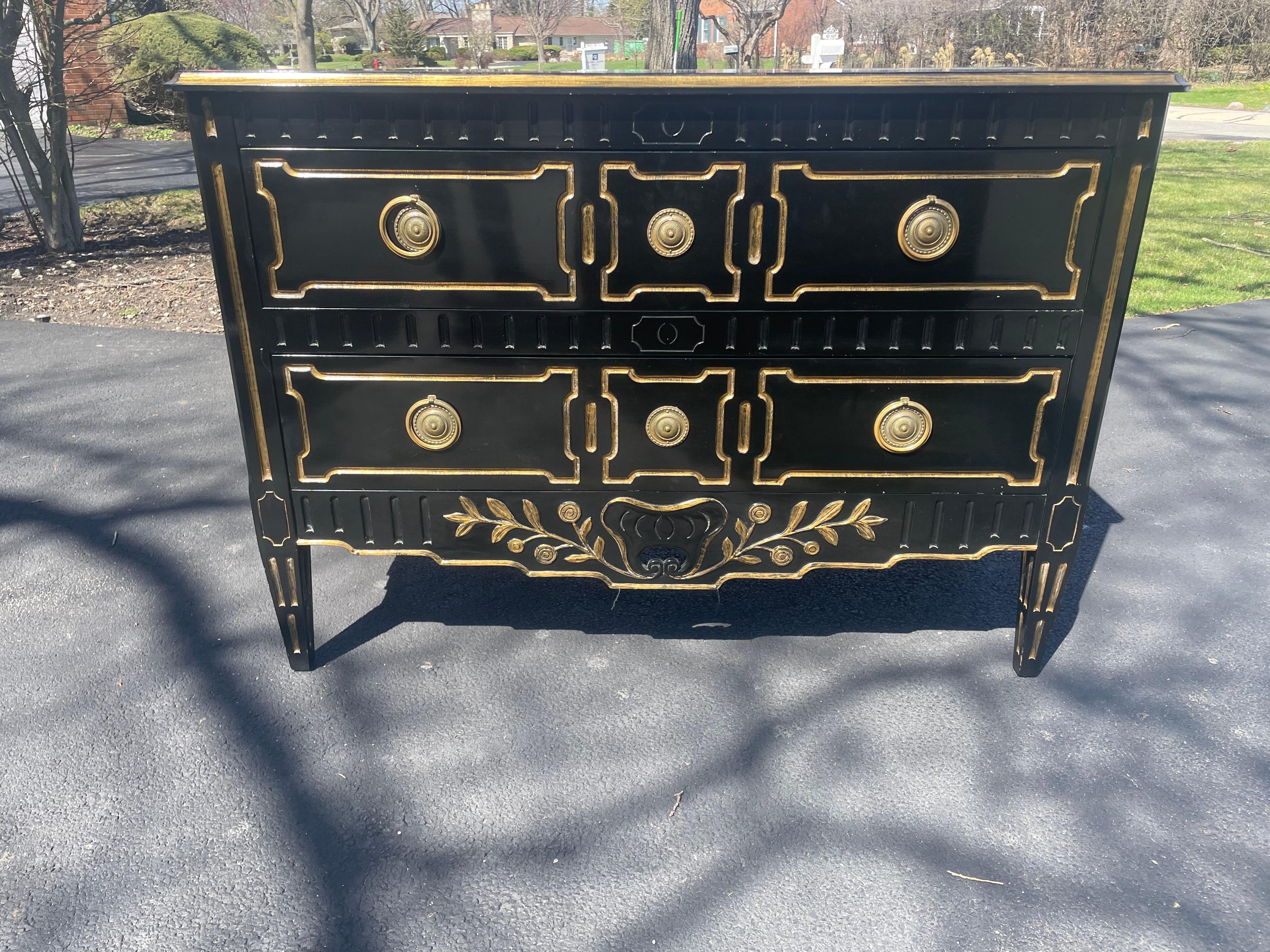 Baúl vintage Bodart lacado en negro Madera dura en venta