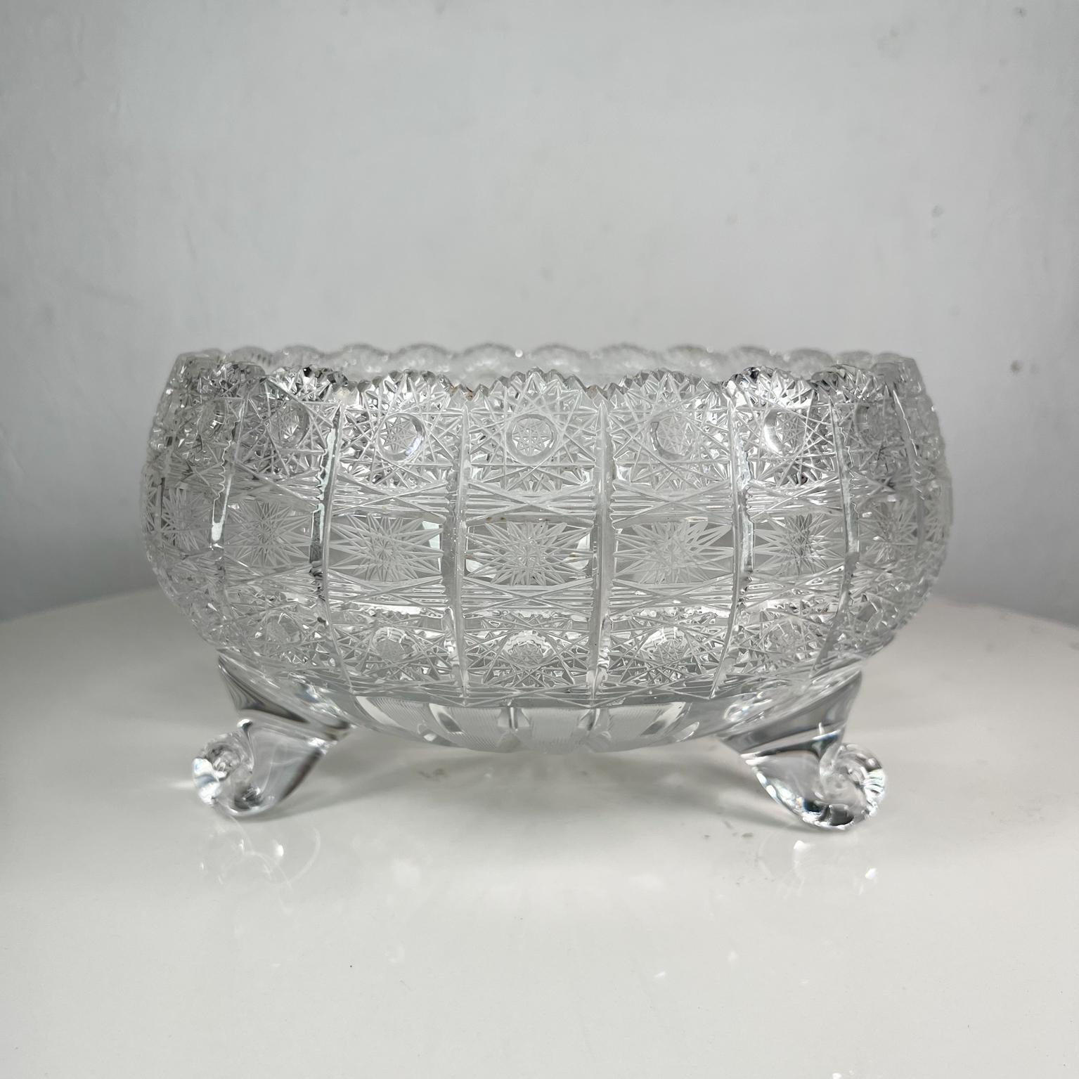Vintage three-legged brilliant cut crystal bowl queen lace
Unmarked.
Measures: 9.75 x 5.5 tall
Preowned unrestored original vintage condition.
See images provided.
 