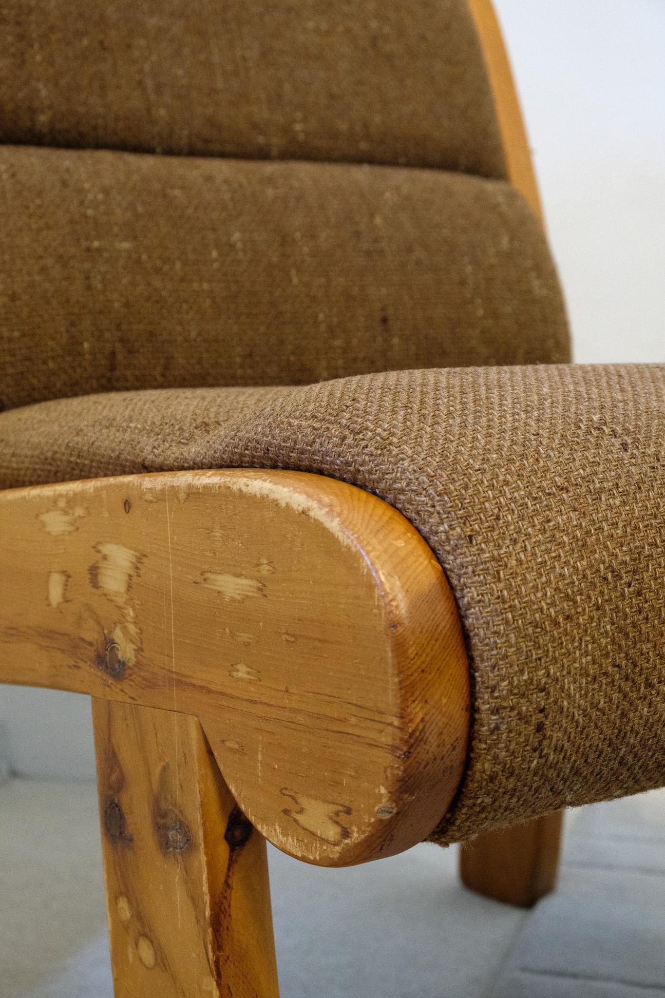 Vintage, Bohème-Sessel aus Kiefernholz aus der Schweiz im Angebot 1