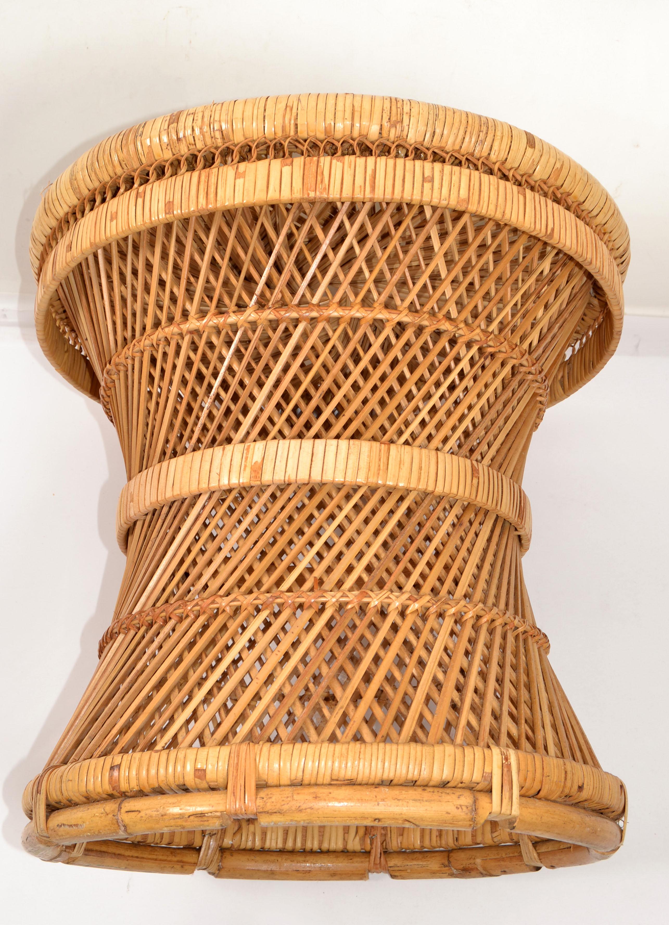 20th Century Vintage Bohemian Round Handwoven Rattan Wicker Drum, Side, Drink Table Stool For Sale
