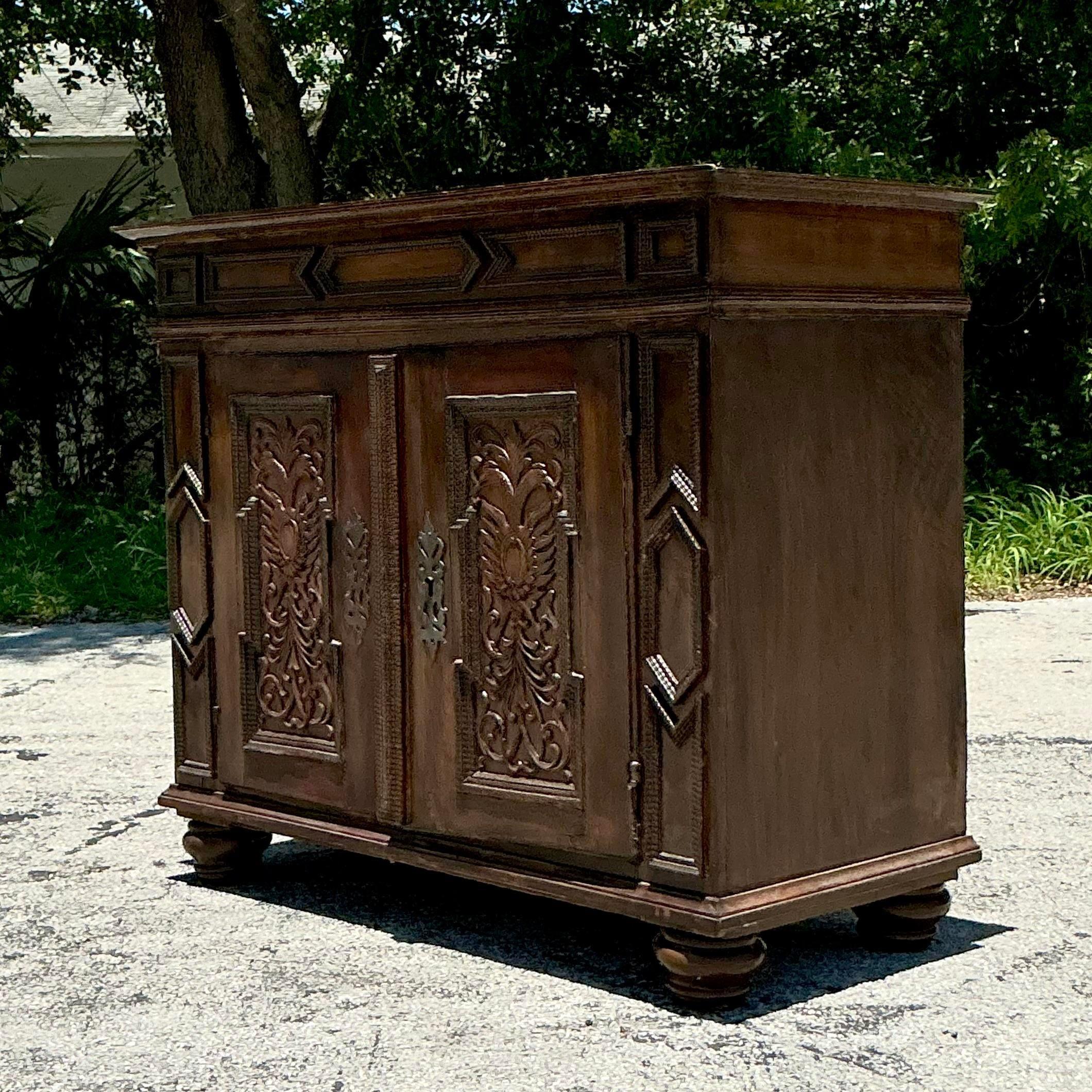 Armoire primitive vintage Boho 18ème siècle en vente 3