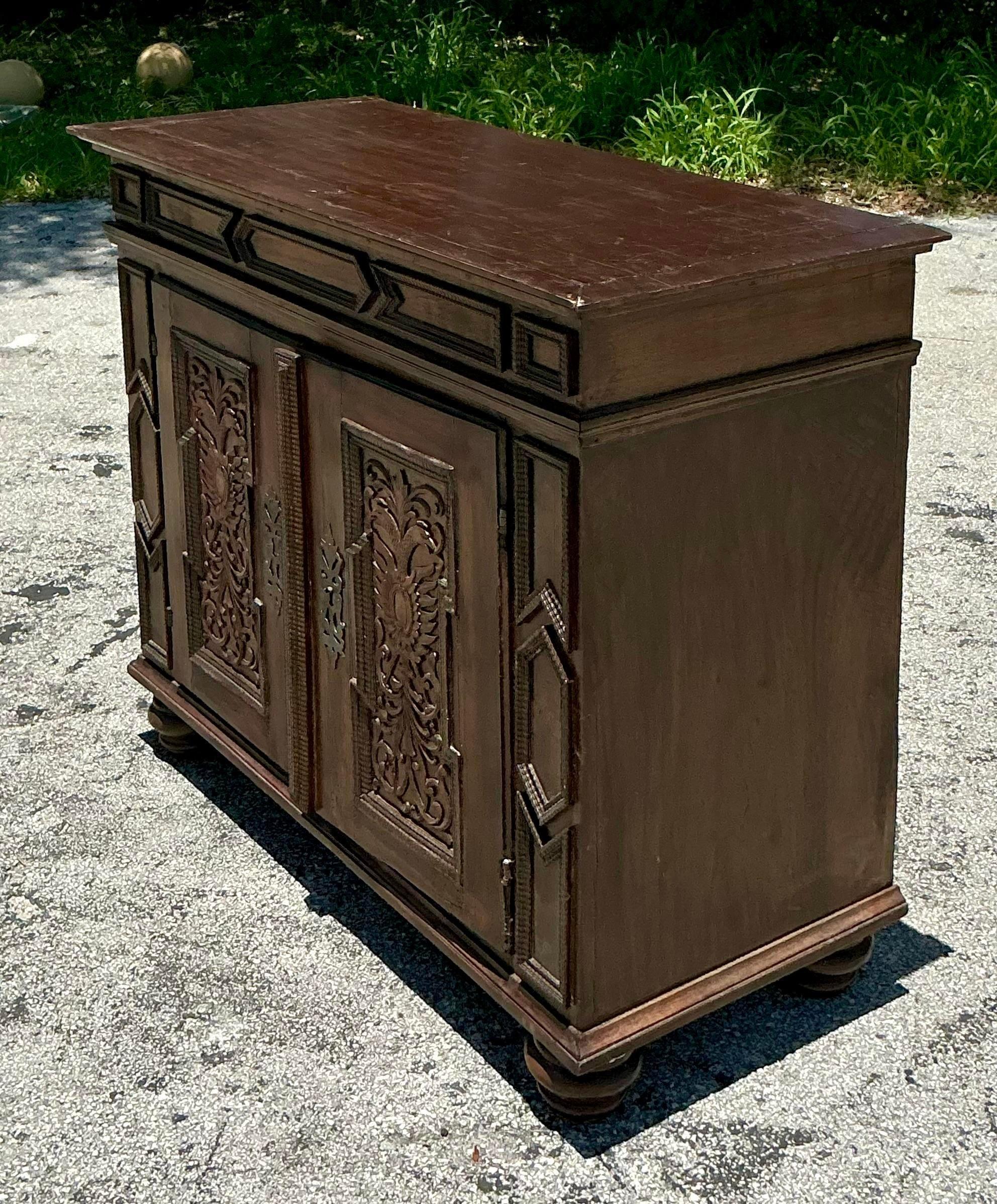 Armoire primitive vintage Boho 18ème siècle en vente 4