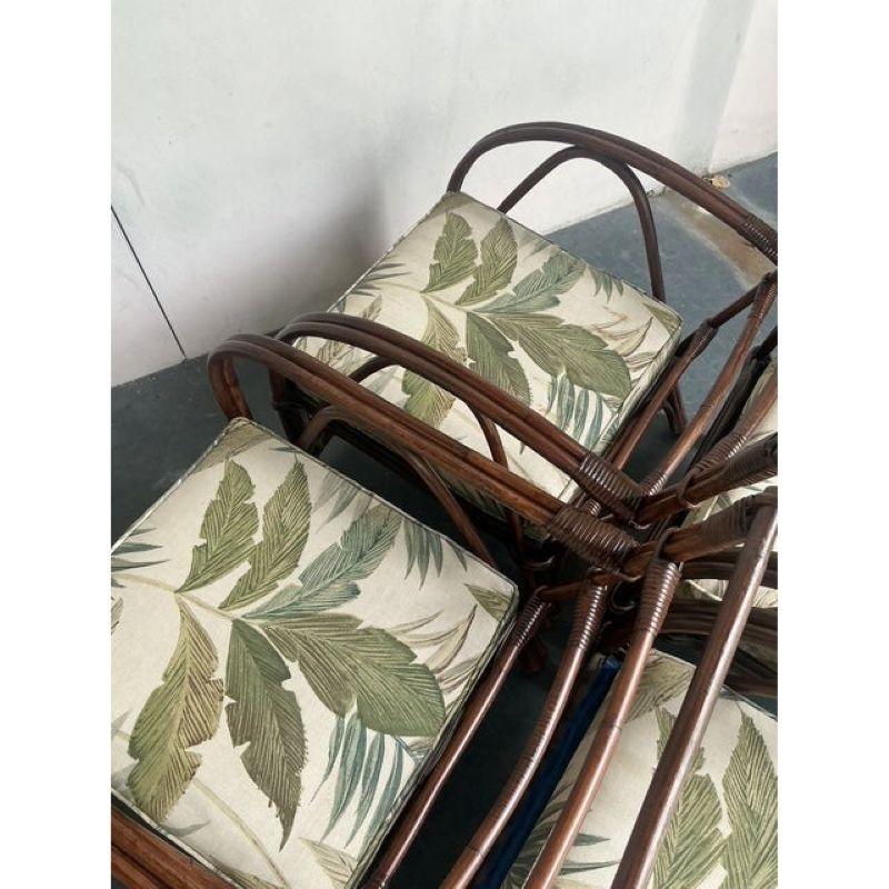 Set di 4 sedie da salotto in vimini e rattan curvato vintage degli anni '40 In condizioni buone in vendita a West Palm Beach, FL