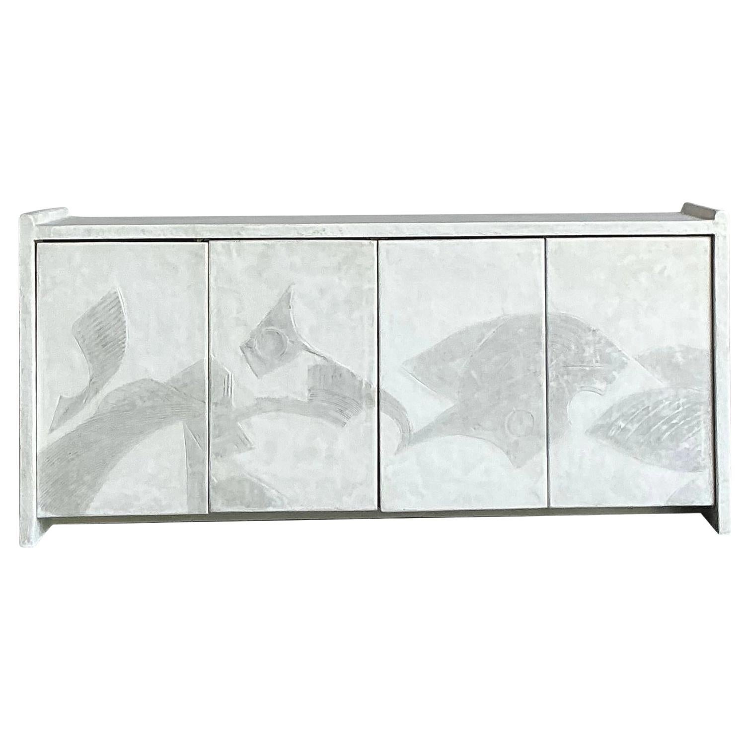 Credenza francesa de yeso vintage boho de los años 70 en venta