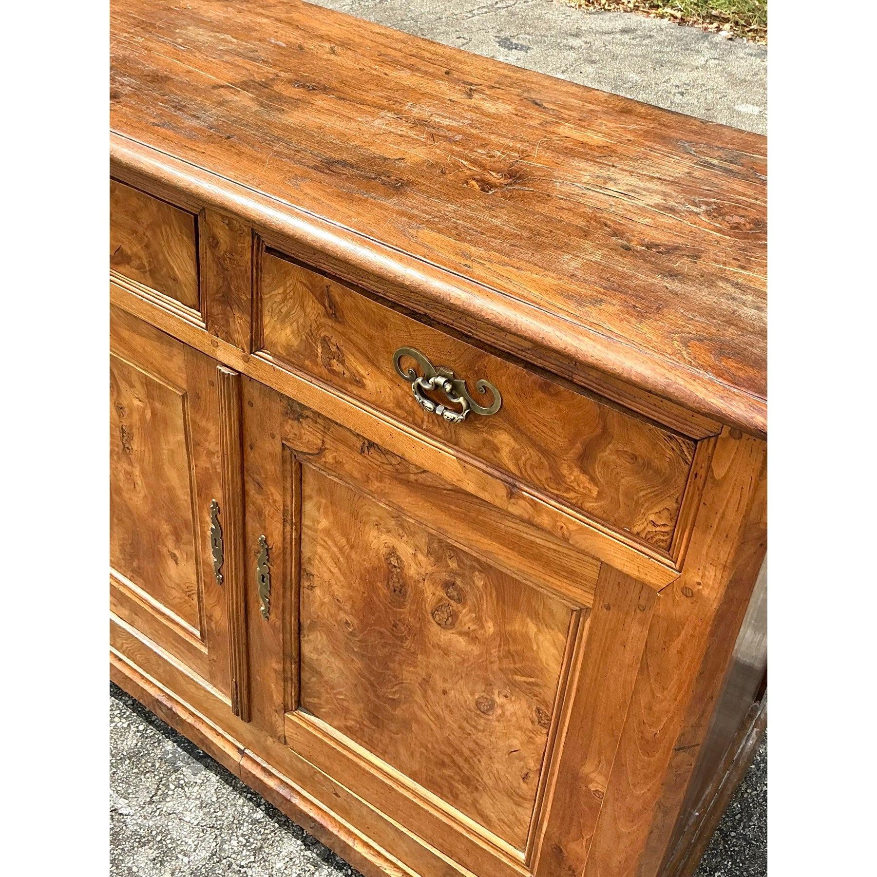Credenza in radica d'epoca Boho del XIX secolo in vendita 1