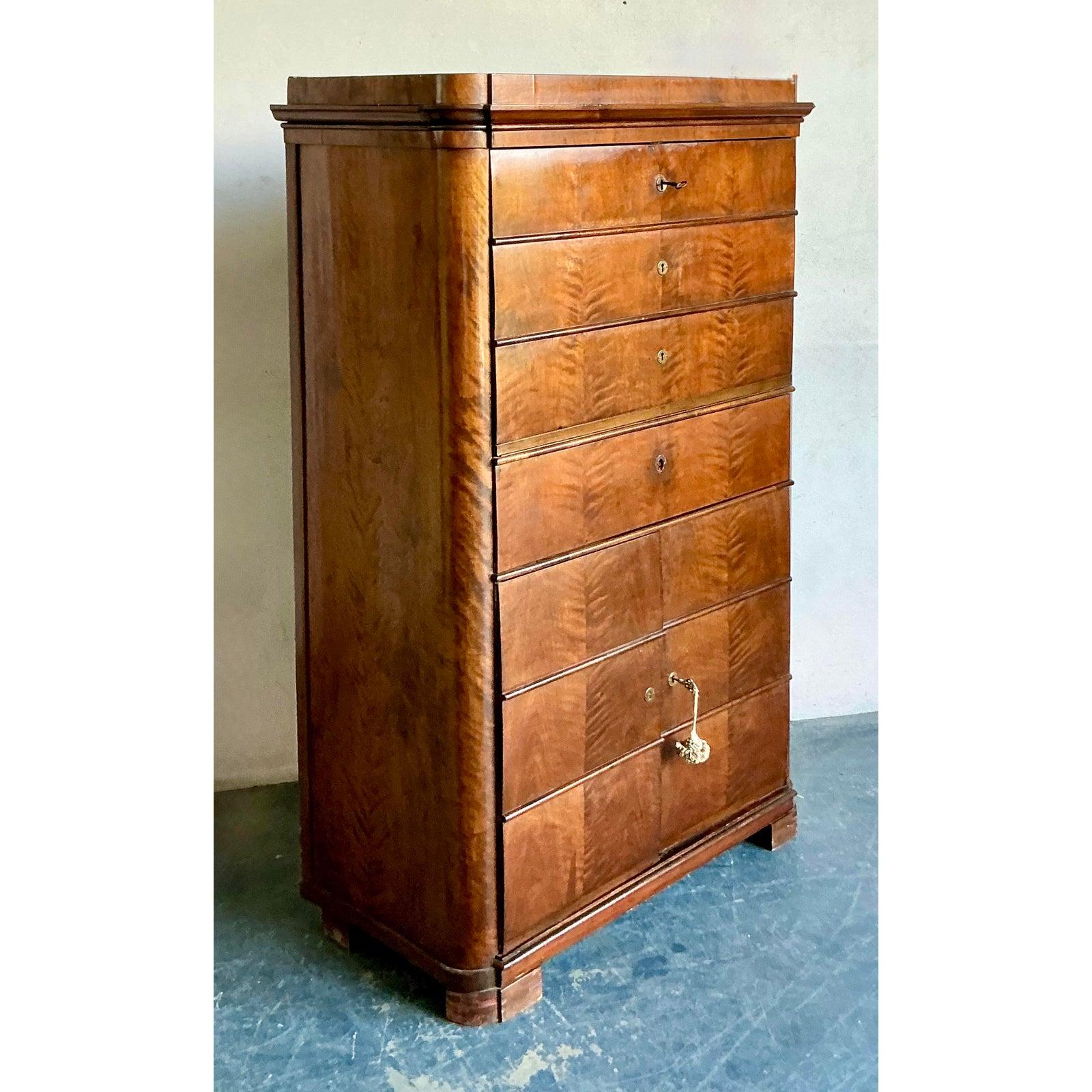American Vintage Boho 19th Century Gentleman’s Chest For Sale