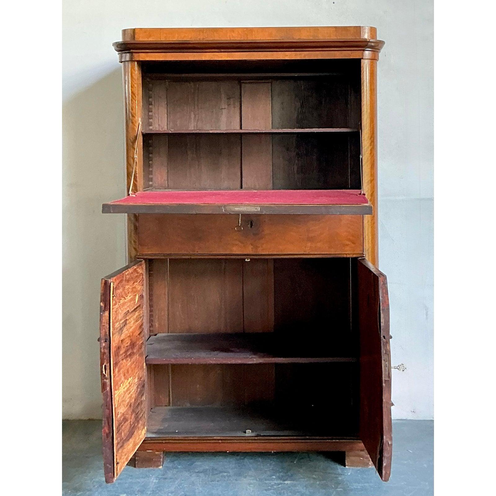 Vintage Boho 19th Century Gentleman’s Chest In Good Condition For Sale In West Palm Beach, FL