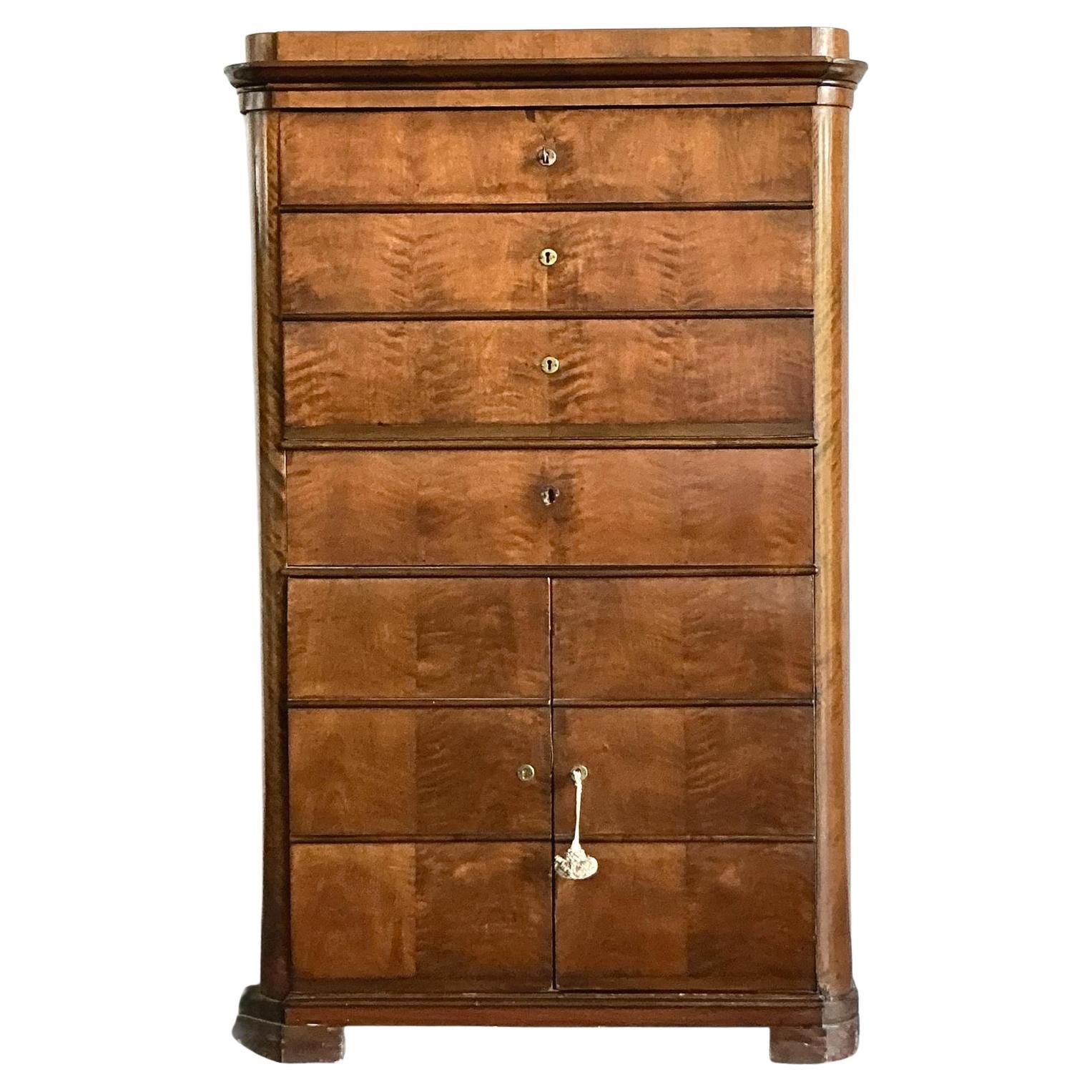 Vintage Boho 19th Century Gentleman’s Chest For Sale