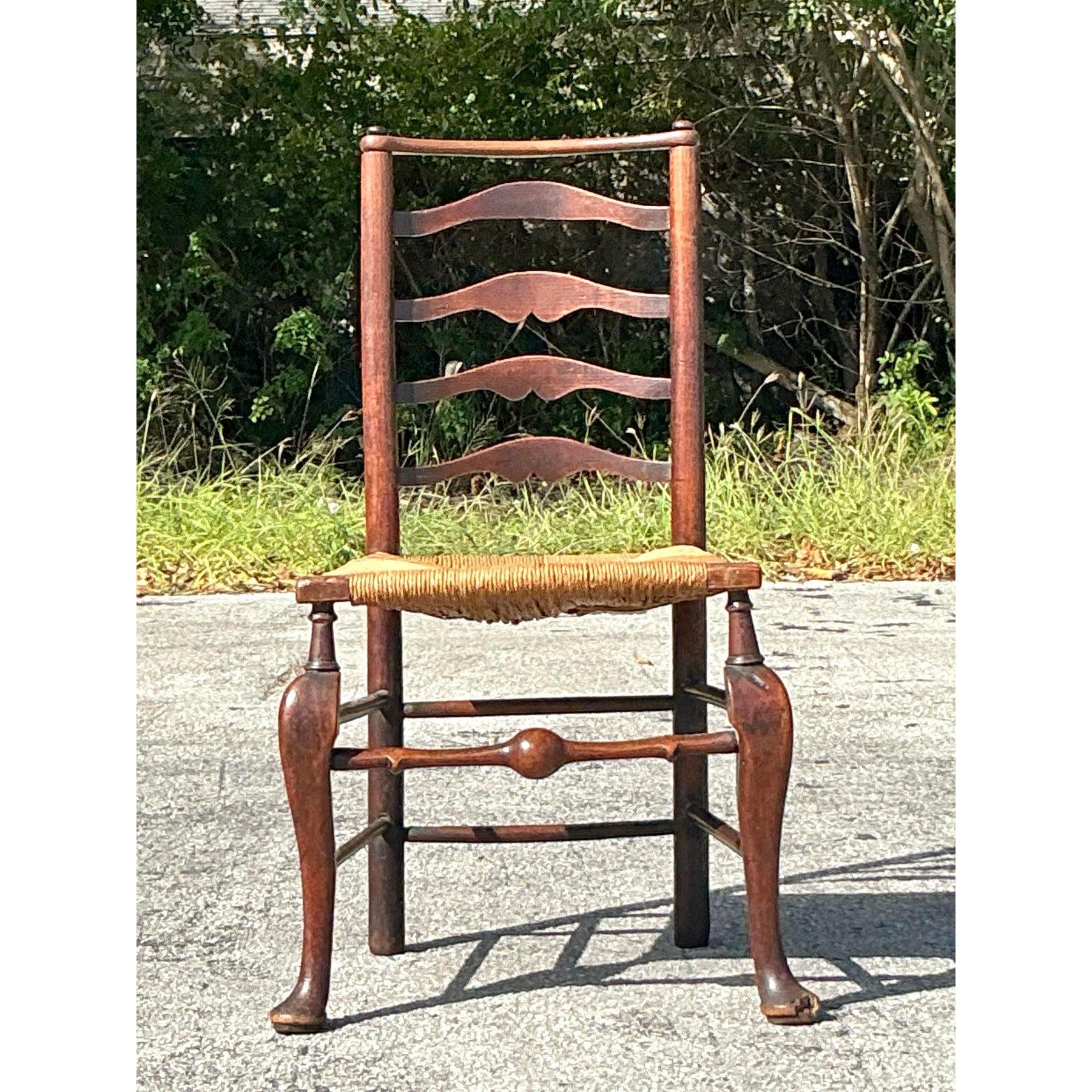 Sedia con schienale a scaletta vintage Boho del XIX secolo in vendita 4