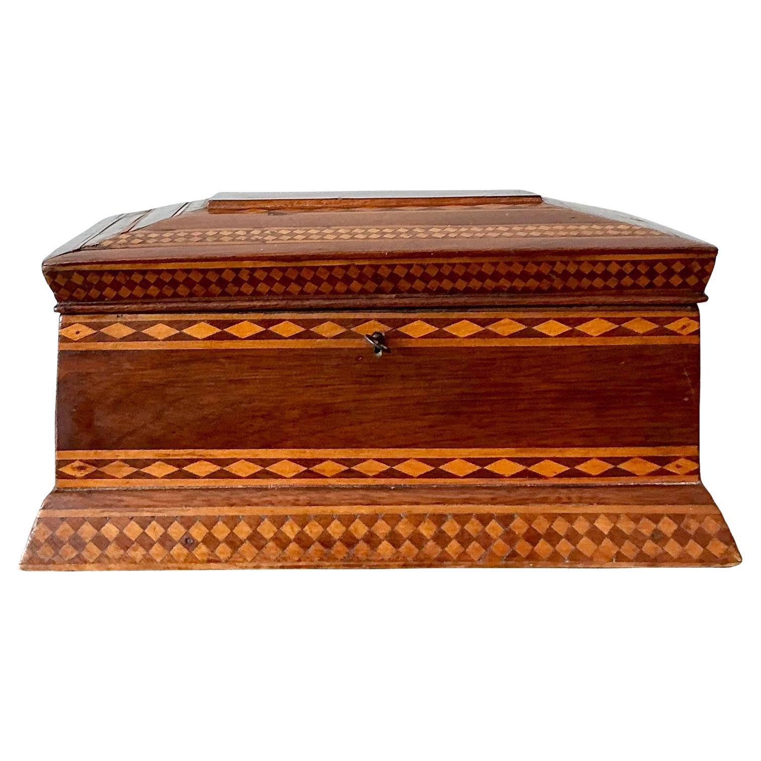 Scatola intarsiata vintage Boho del XIX secolo