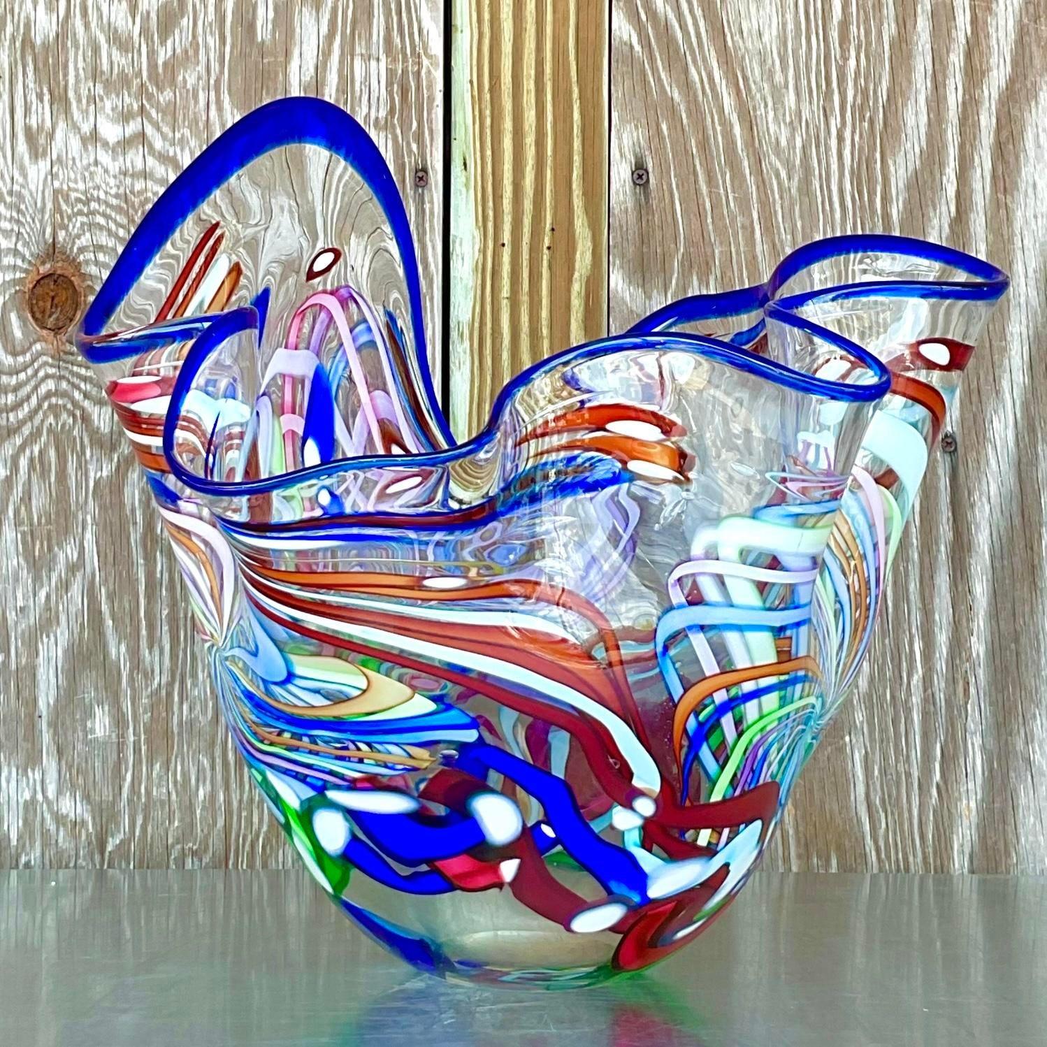 Cuenco ondulado de vidrio artístico Vintage Boho 2001 firmado en Bueno estado para la venta en west palm beach, FL