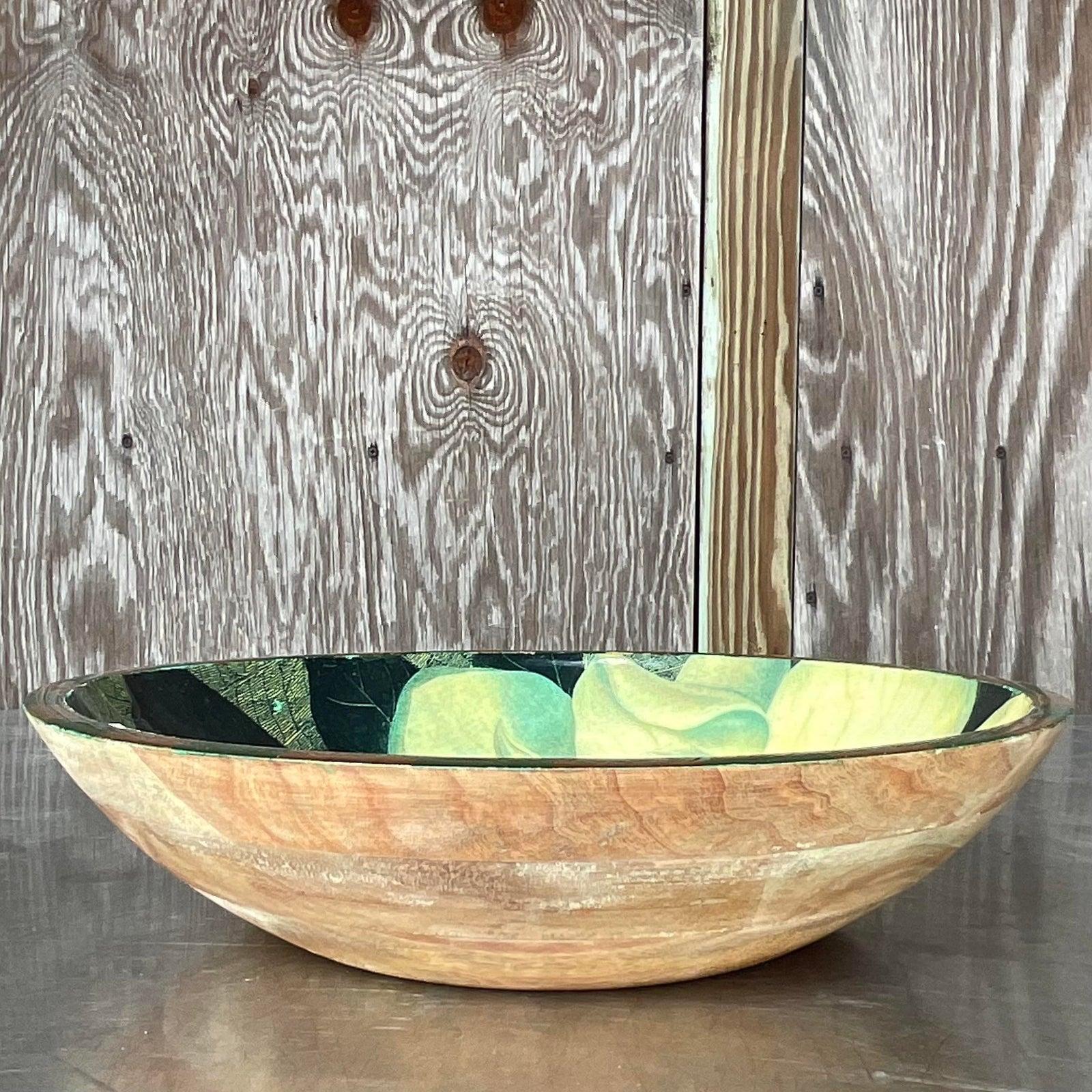Vintage Boho 80s Lacquered Magnolia Bowl In Good Condition For Sale In west palm beach, FL