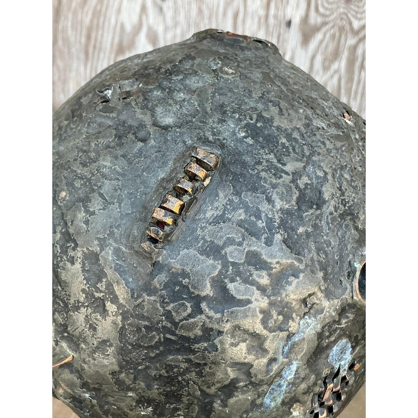 XX secolo Scultura astratta di un pianeta in stile boho vintage in vendita