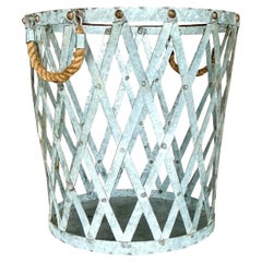 Papelera Boho Vintage enrejada de aluminio