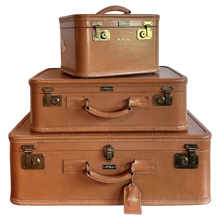 Vintage Boho Amelia Earhart Luggage Set For Sale at 1stDibs