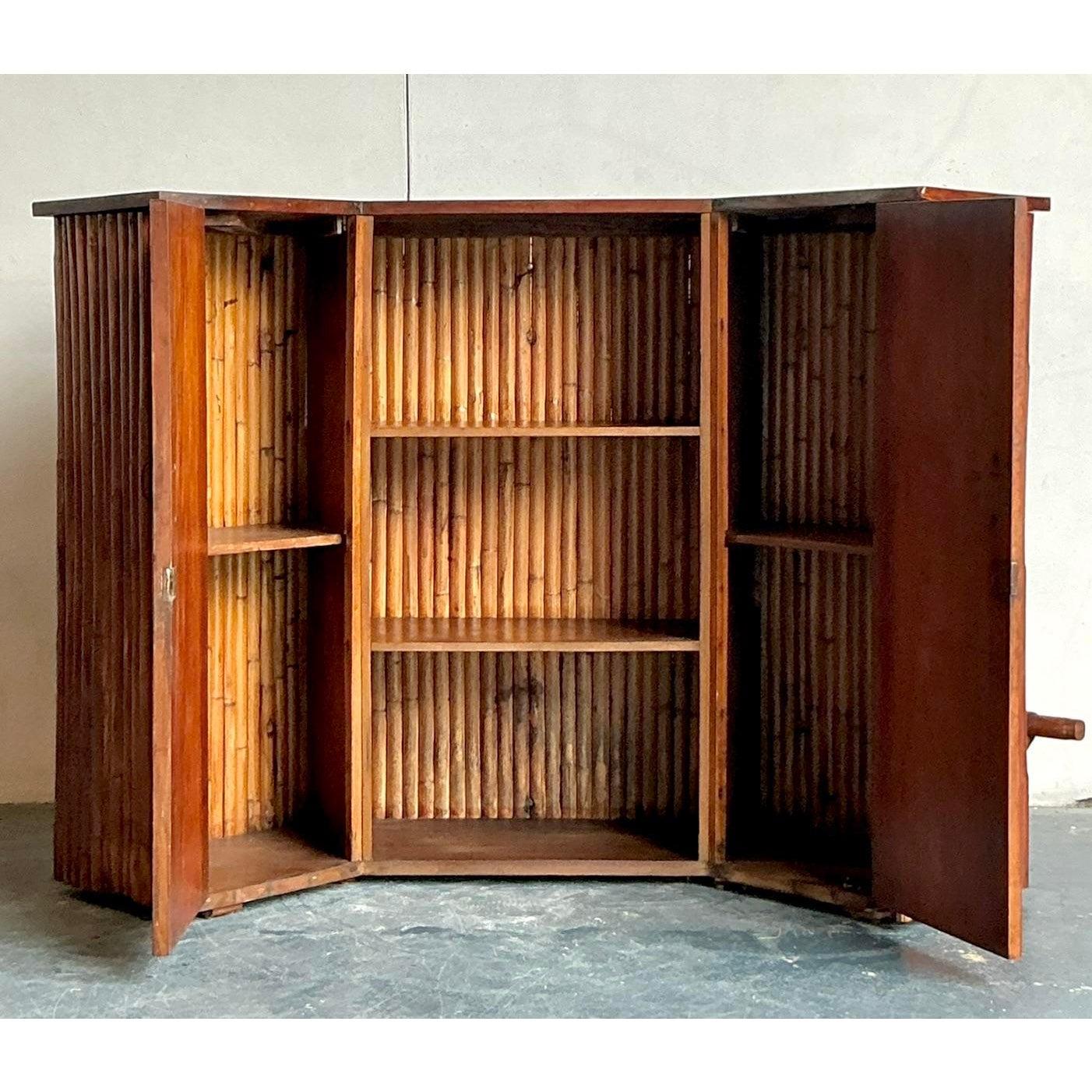 Barra Seca Boho Vintage de Ratán en Ángulo Estadounidense en venta