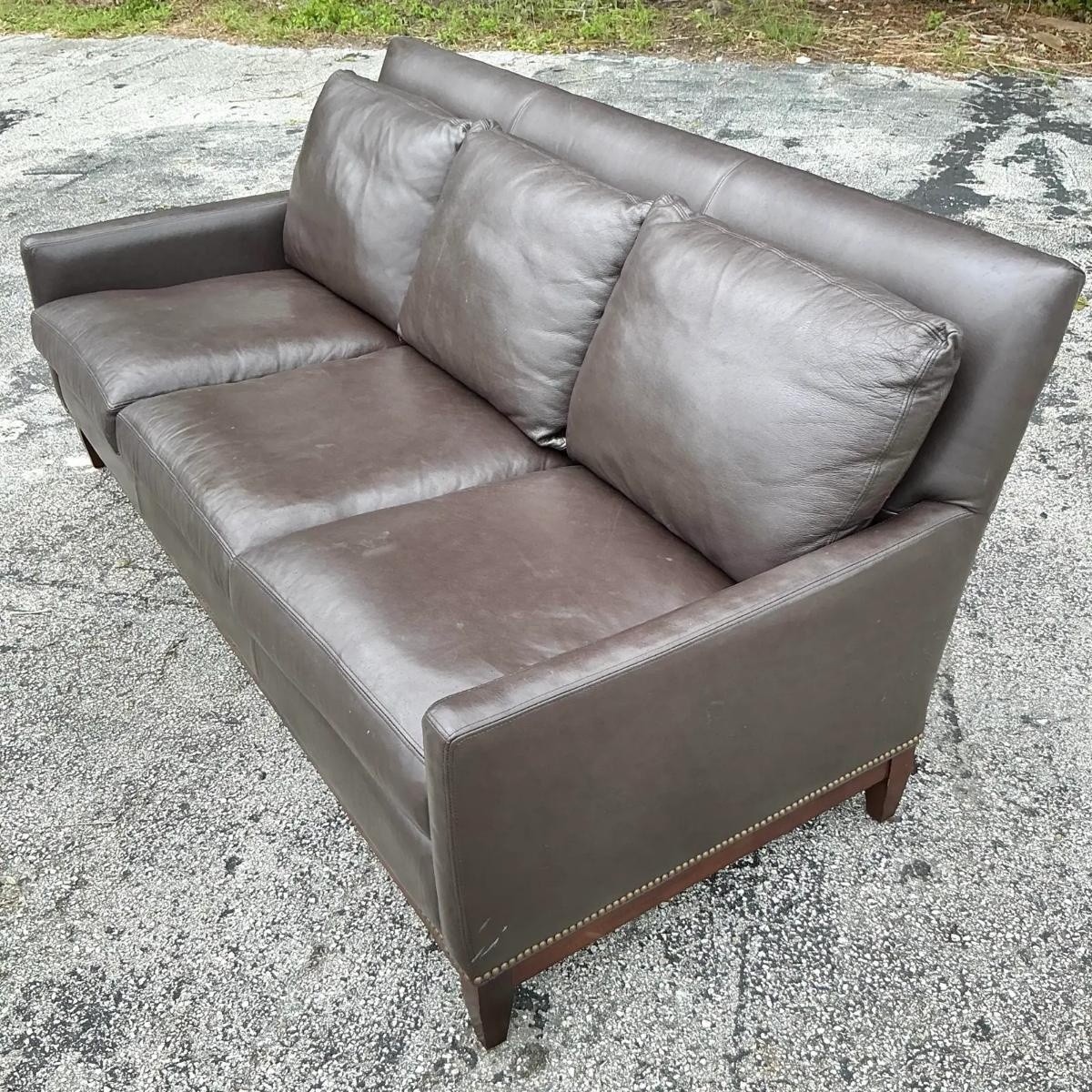 Vintage Boho Arhaus Camden Kollektion Leder-Sofa (21. Jahrhundert und zeitgenössisch) im Angebot