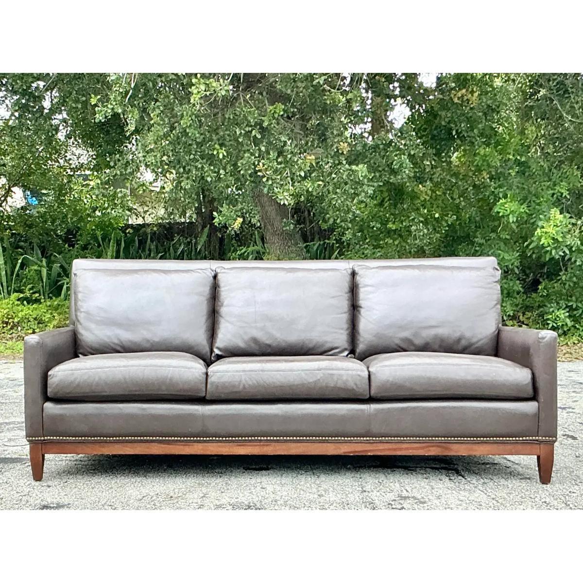 Vintage Boho Arhaus Camden Kollektion Leder-Sofa im Angebot 3