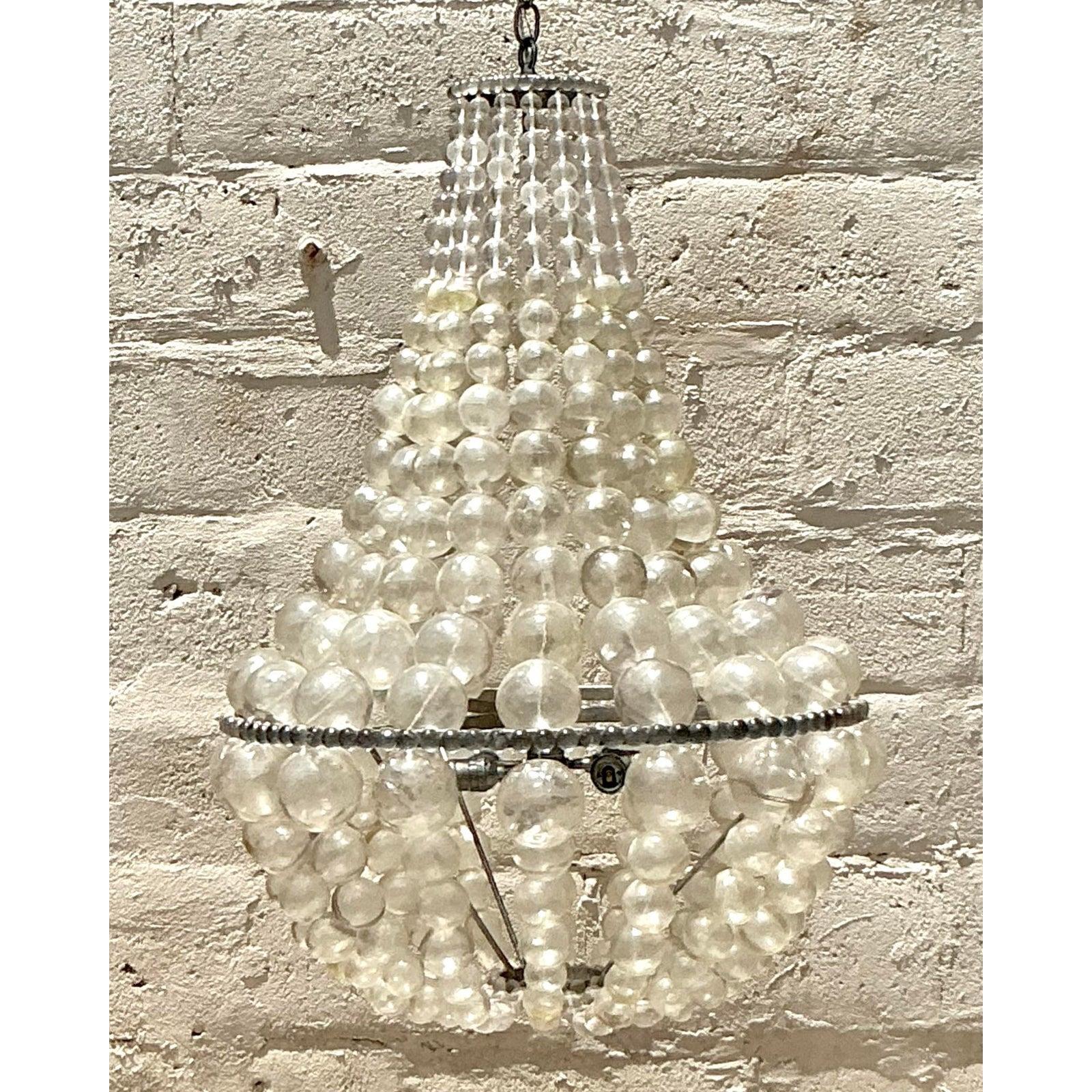 Lampadario a bolle in resina Boho Ariel Vintage By Oly In condizioni buone in vendita a West Palm Beach, FL