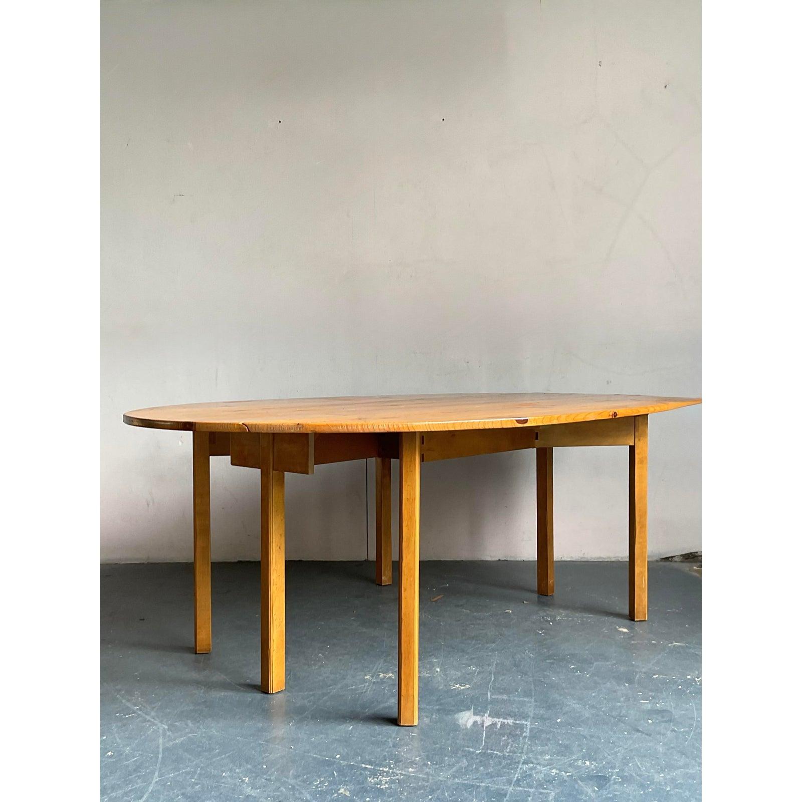 20th Century Vintage Boho Baker Milling Road Drop Leaf Table For Sale
