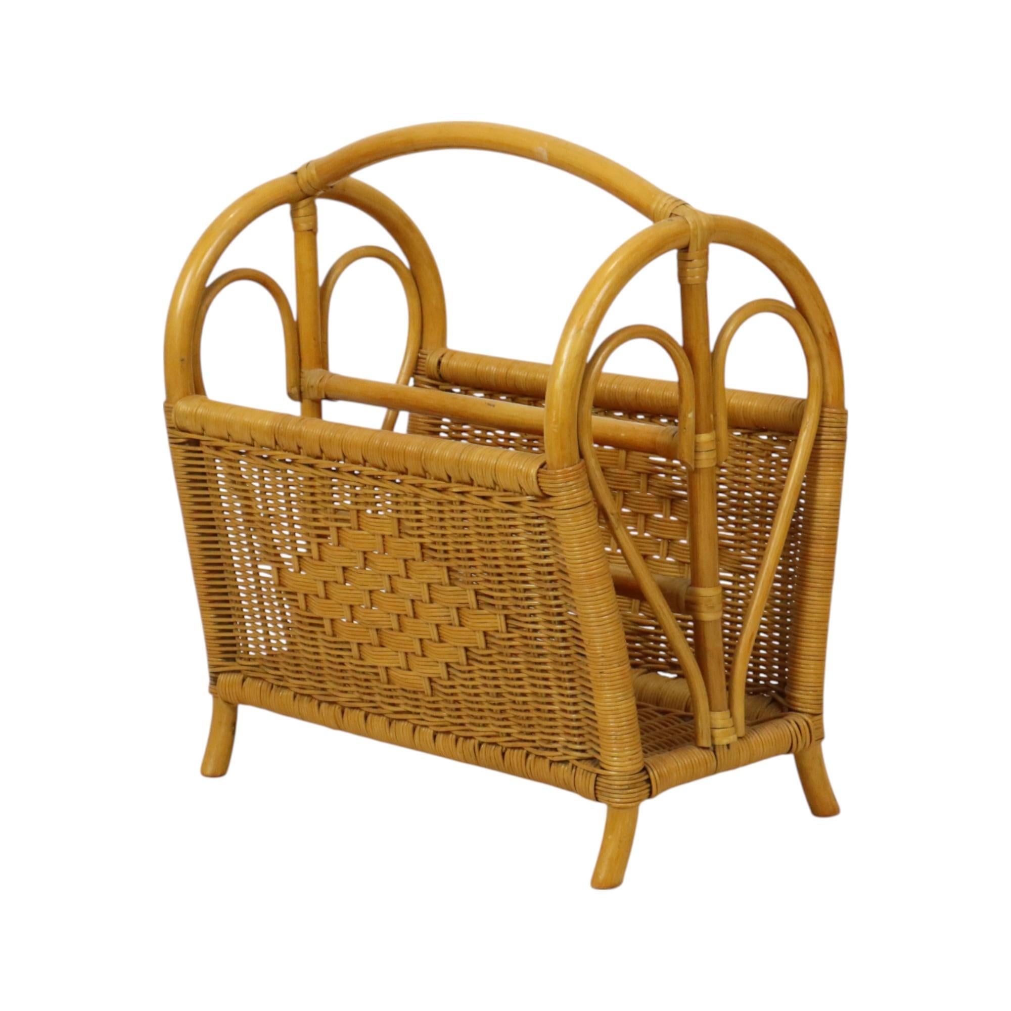 Hand-Woven Vintage Boho Bamboo Rattan Magazine Rack Magazine Rack 80s For Sale