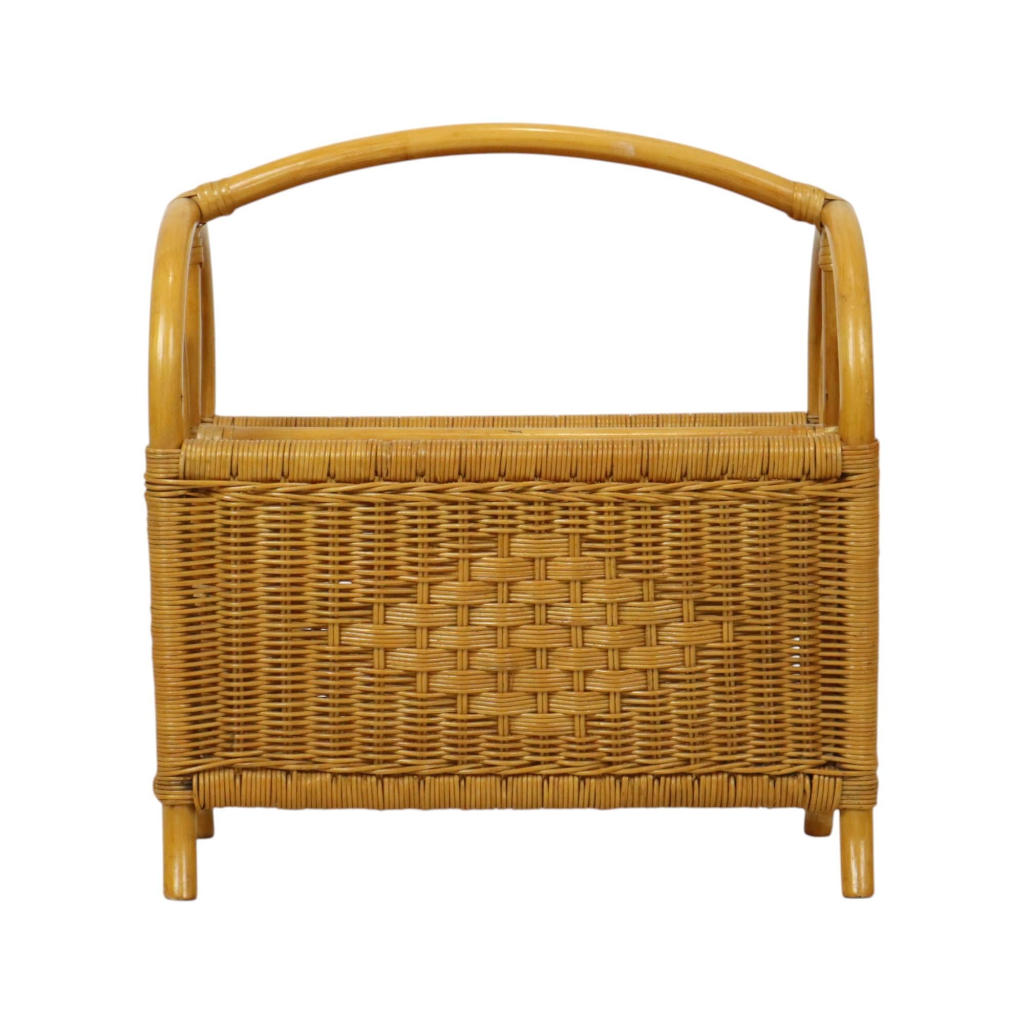 Vintage Boho Bamboo Rattan Magazine Rack Magazine Rack 80s In Good Condition For Sale In Poperinge, BE