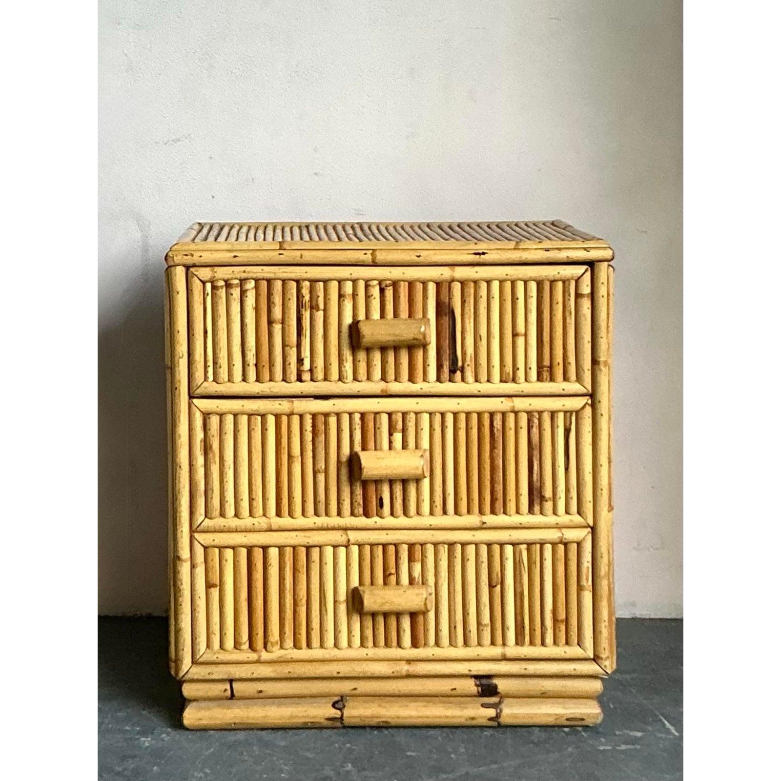 Cassapanca laterale in bambù vintage Boho In condizioni buone in vendita a West Palm Beach, FL