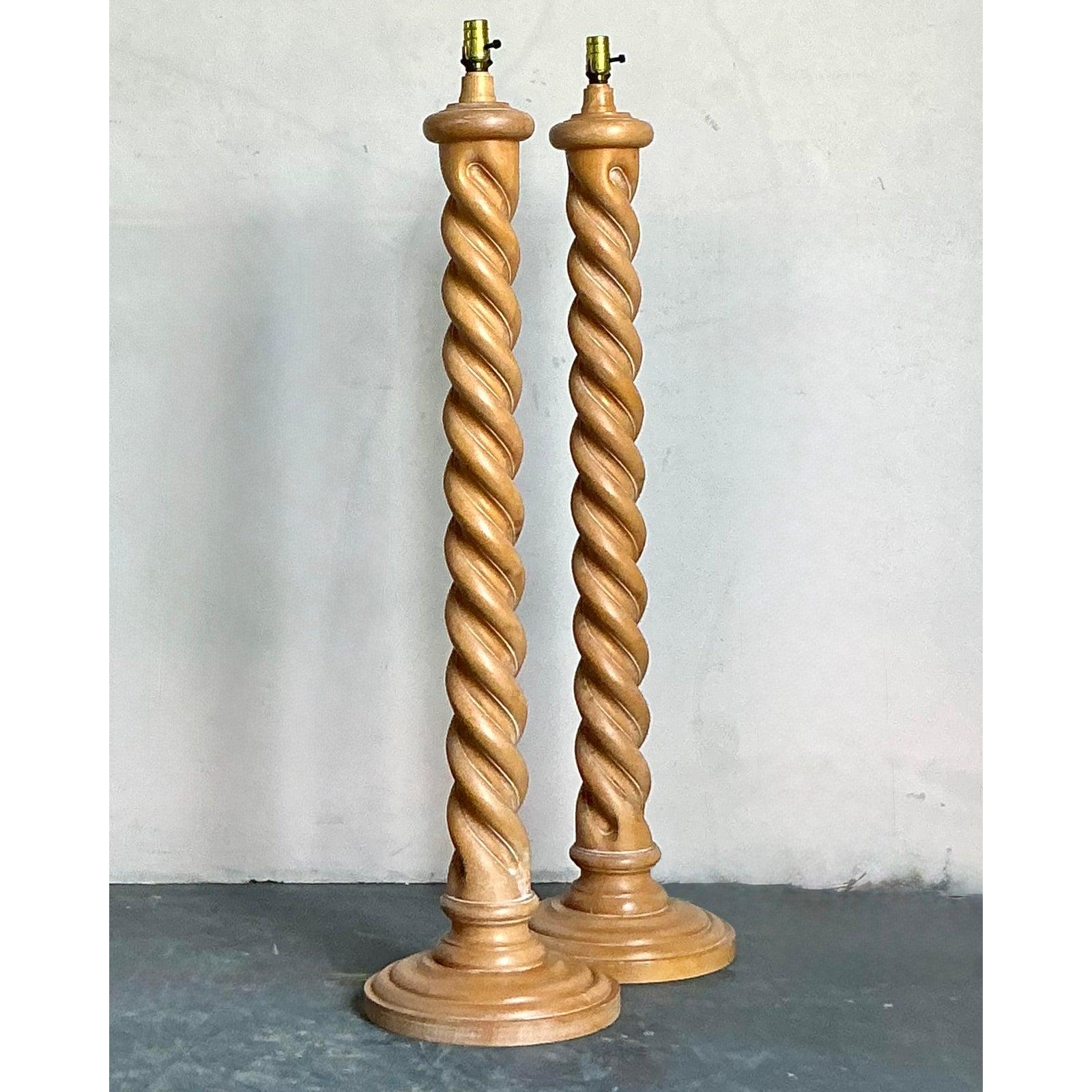 Américain Lampadaire Vintage Boho Barley Twist - La paire en vente