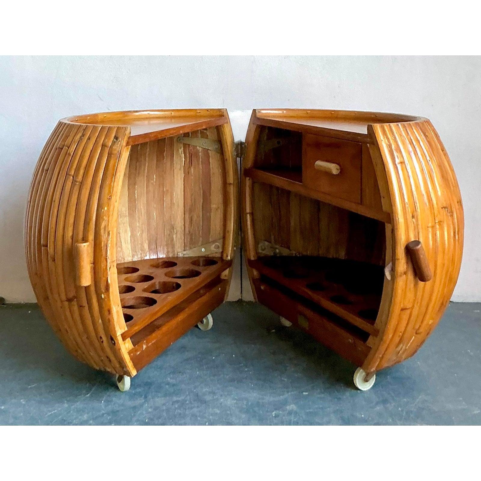 Barra Seca Rodante Vintage Boho Bent Rattan siglo XX en venta