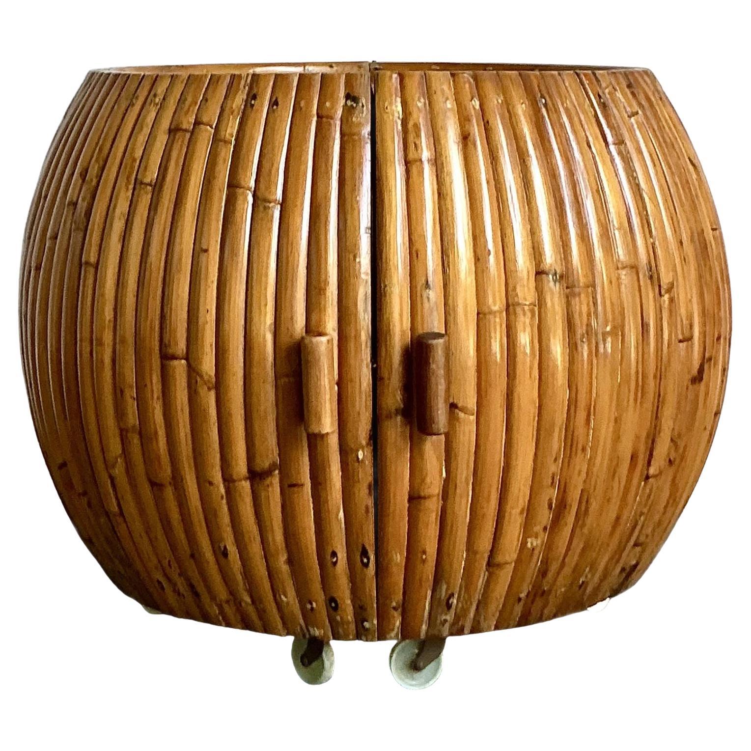 Barra Seca Rodante Vintage Boho Bent Rattan en venta
