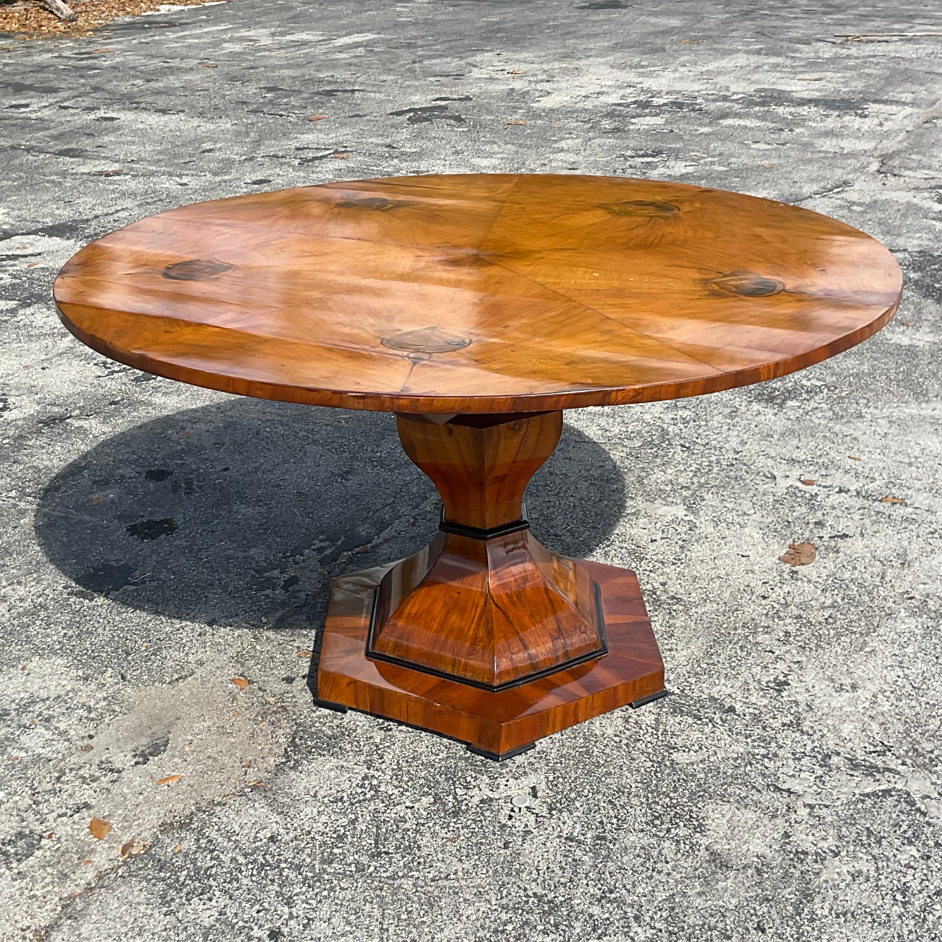 Vintage Boho Biedermeier Tilt Top Dining Table In Good Condition For Sale In west palm beach, FL