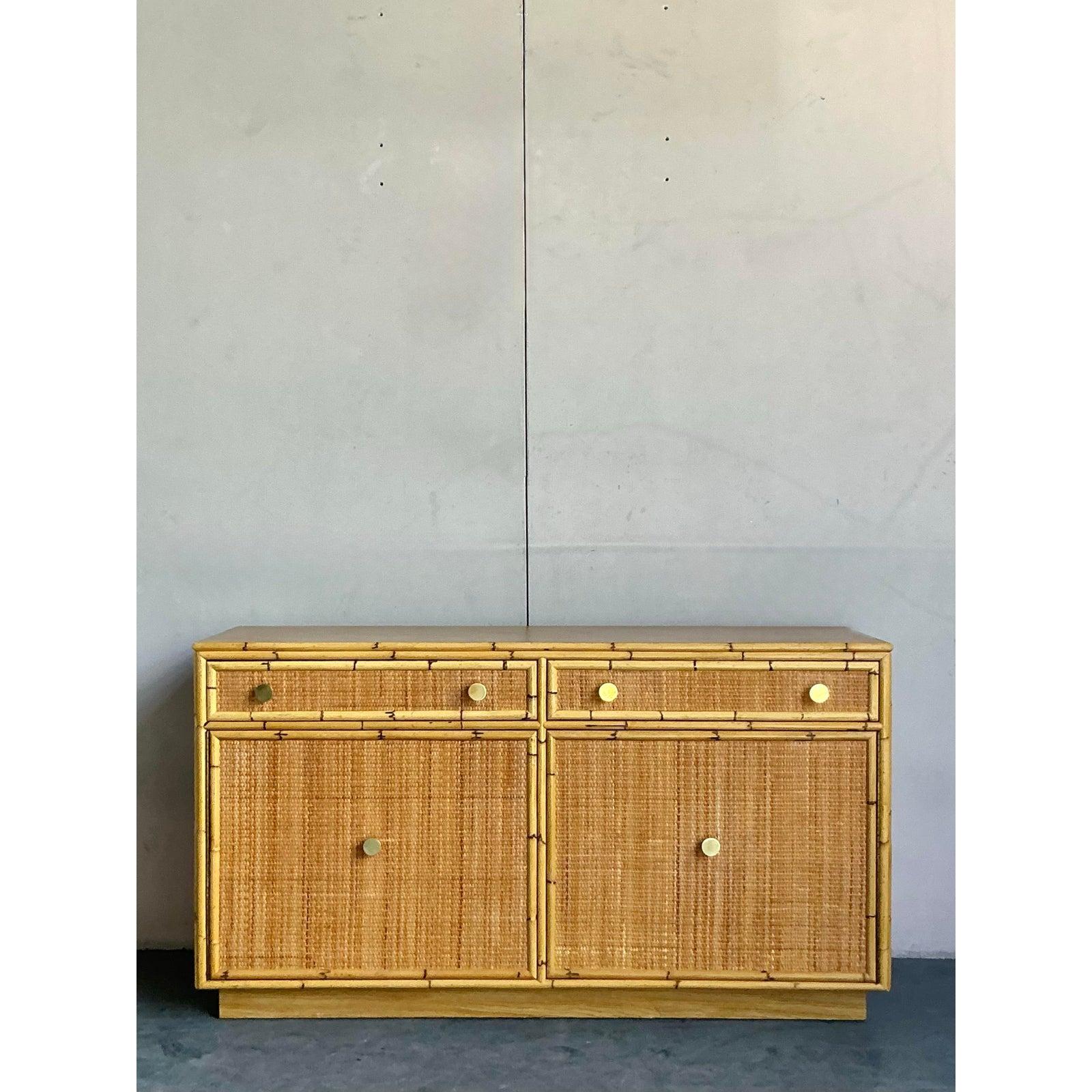 Américain Crédence Vintage By Bielecky Brothers en vente