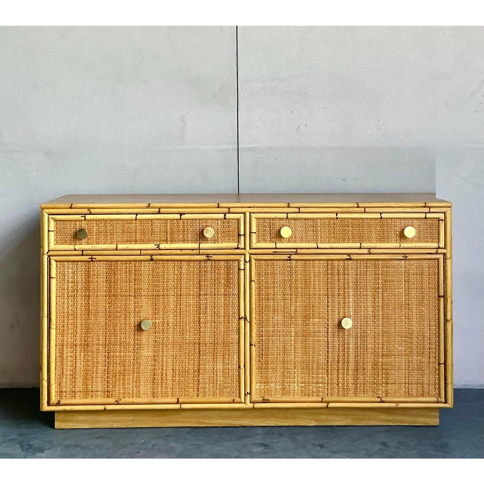 Crédence Vintage By Bielecky Brothers en vente 2