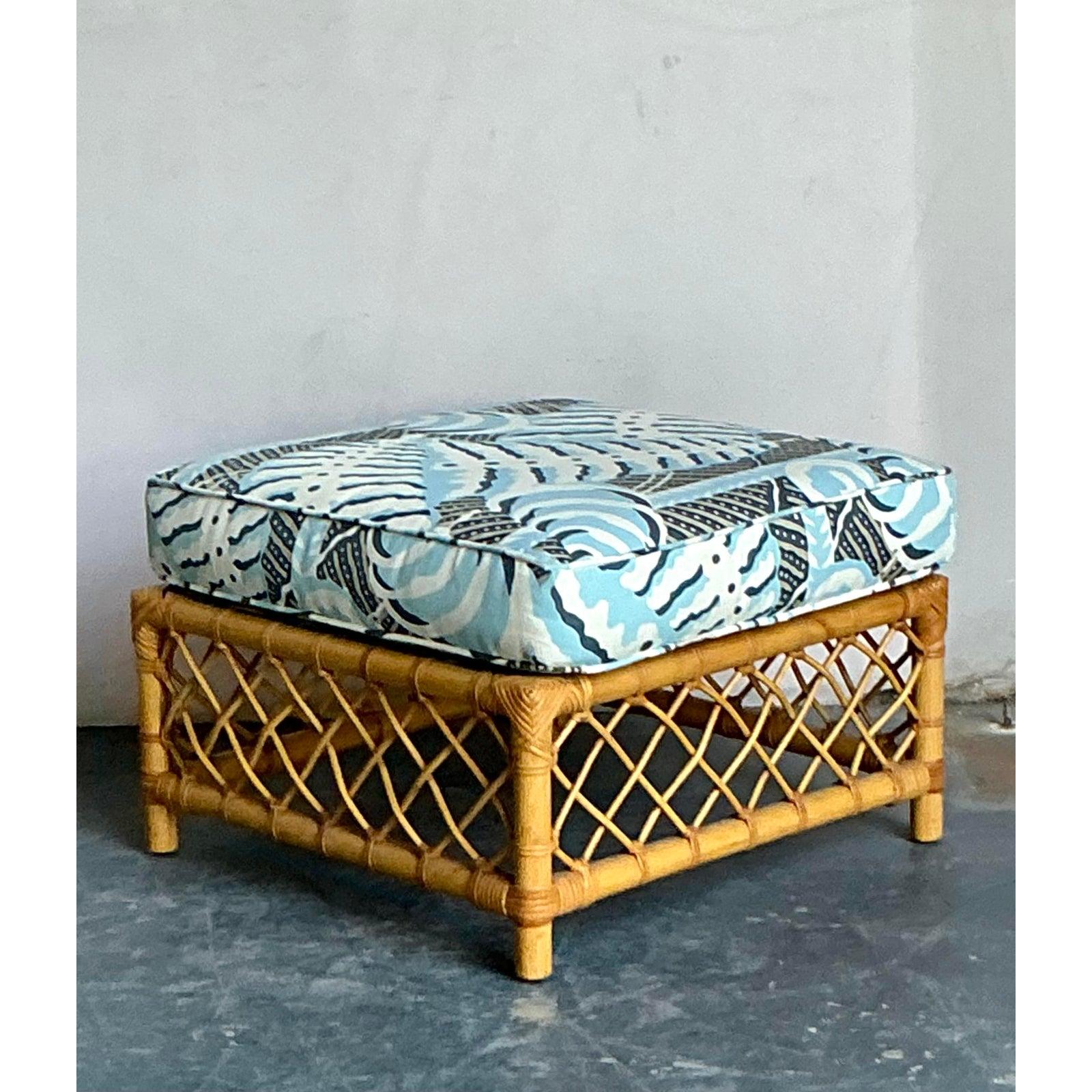 Otomana Vintage Boho Bielecky Brothers de ratán enrejado en Alan Campbell 