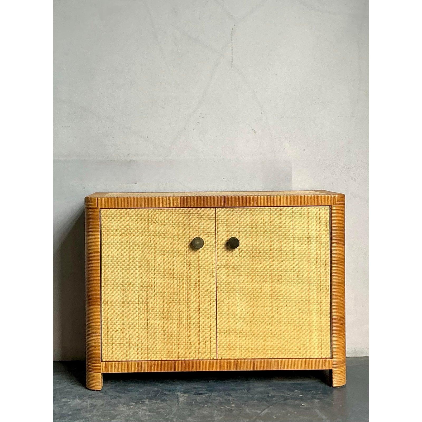 Armario Vintage Boho Bielecky Brothers de ratán tejido Metal en venta